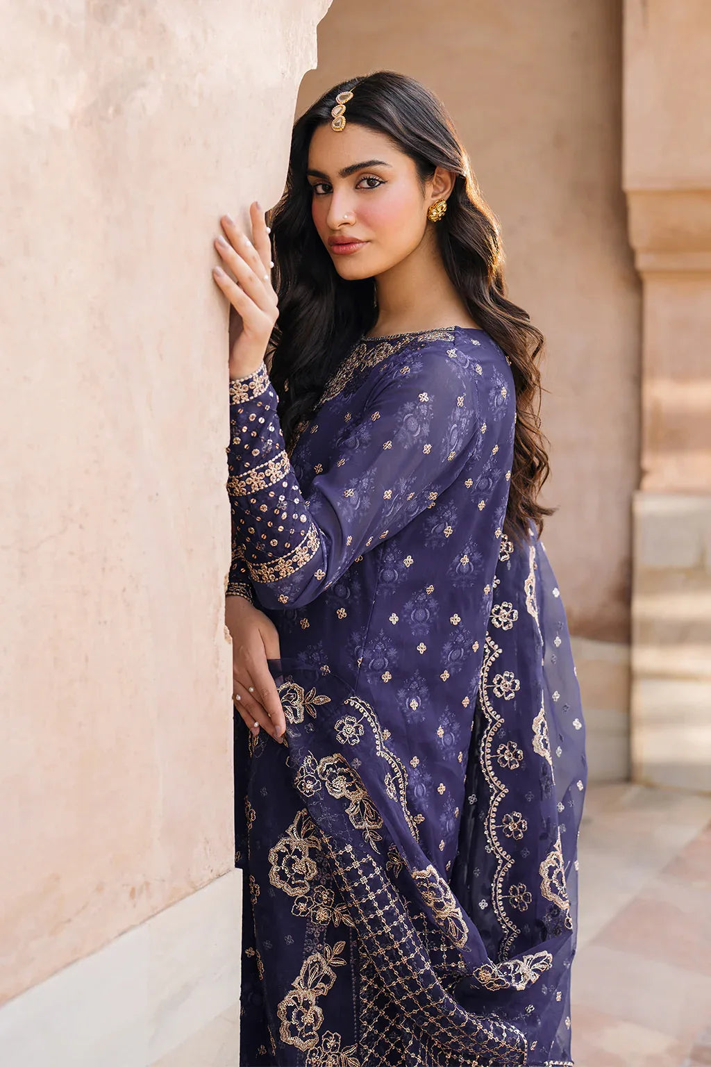Iznik | Bandhani Formals | UE-325 - Aqsa Fabrics