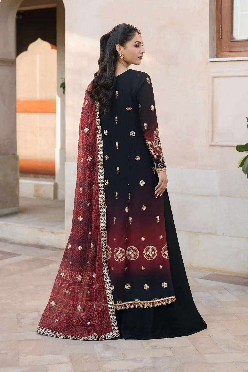 Iznik | Bandhani Formals | UE-330 - Aqsa Fabrics
