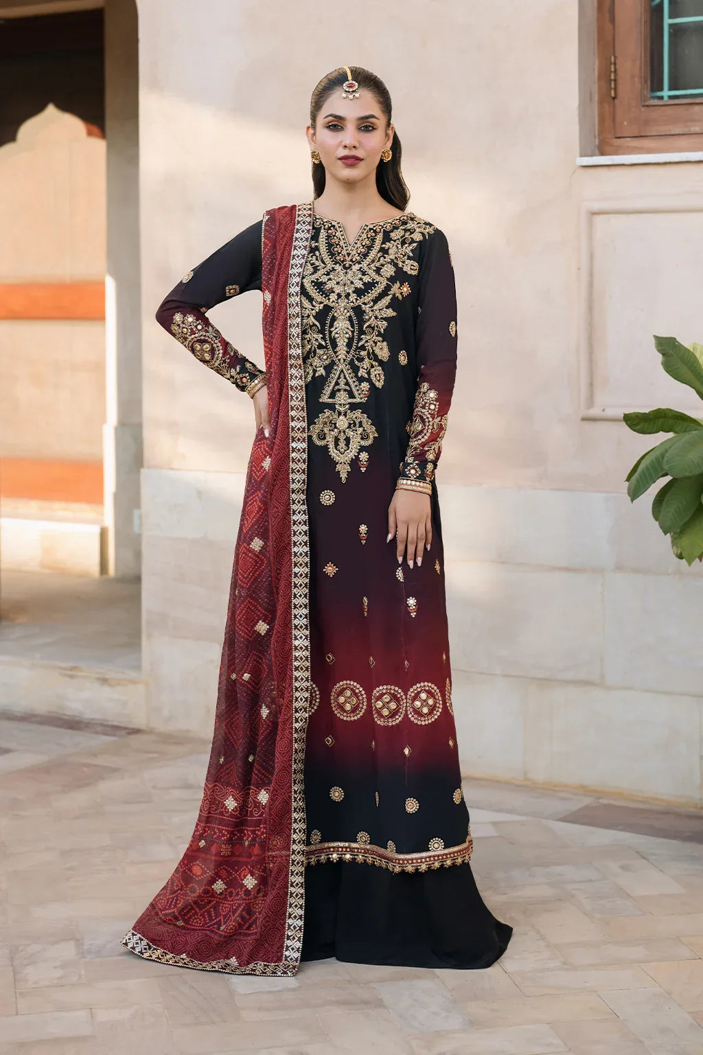 Iznik | Bandhani Formals | UE-330 - Aqsa Fabrics