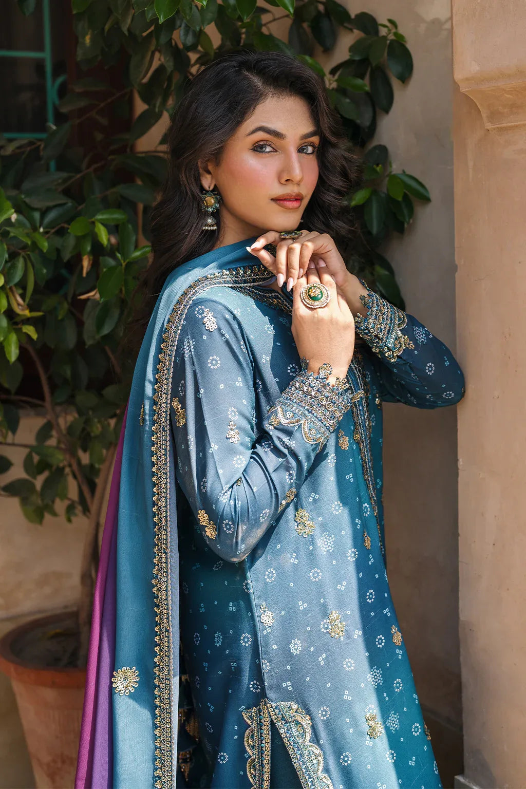Iznik | Bandhani Formals | UE-335 - Aqsa Fabrics
