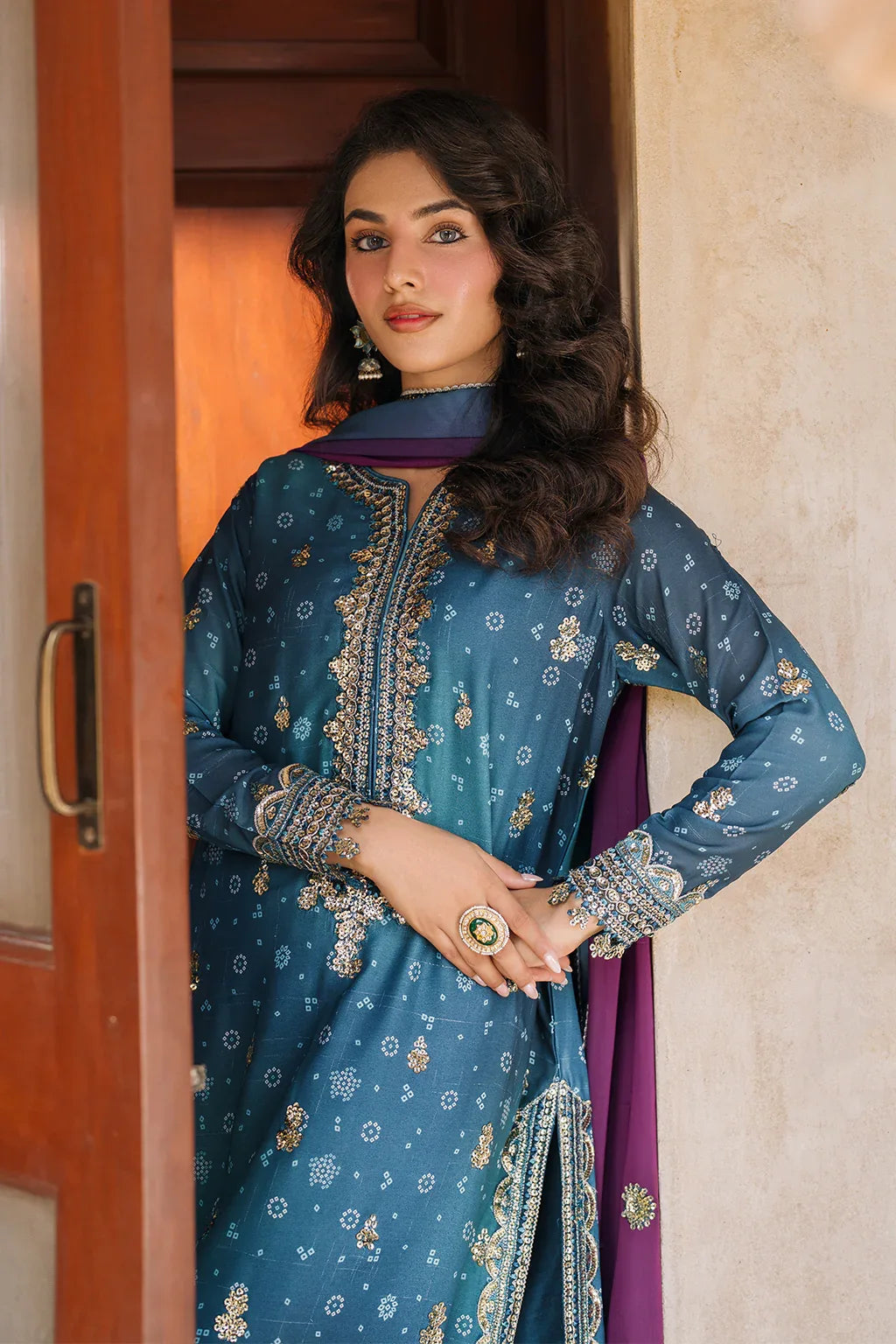 Iznik | Bandhani Formals | UE-335 - Aqsa Fabrics
