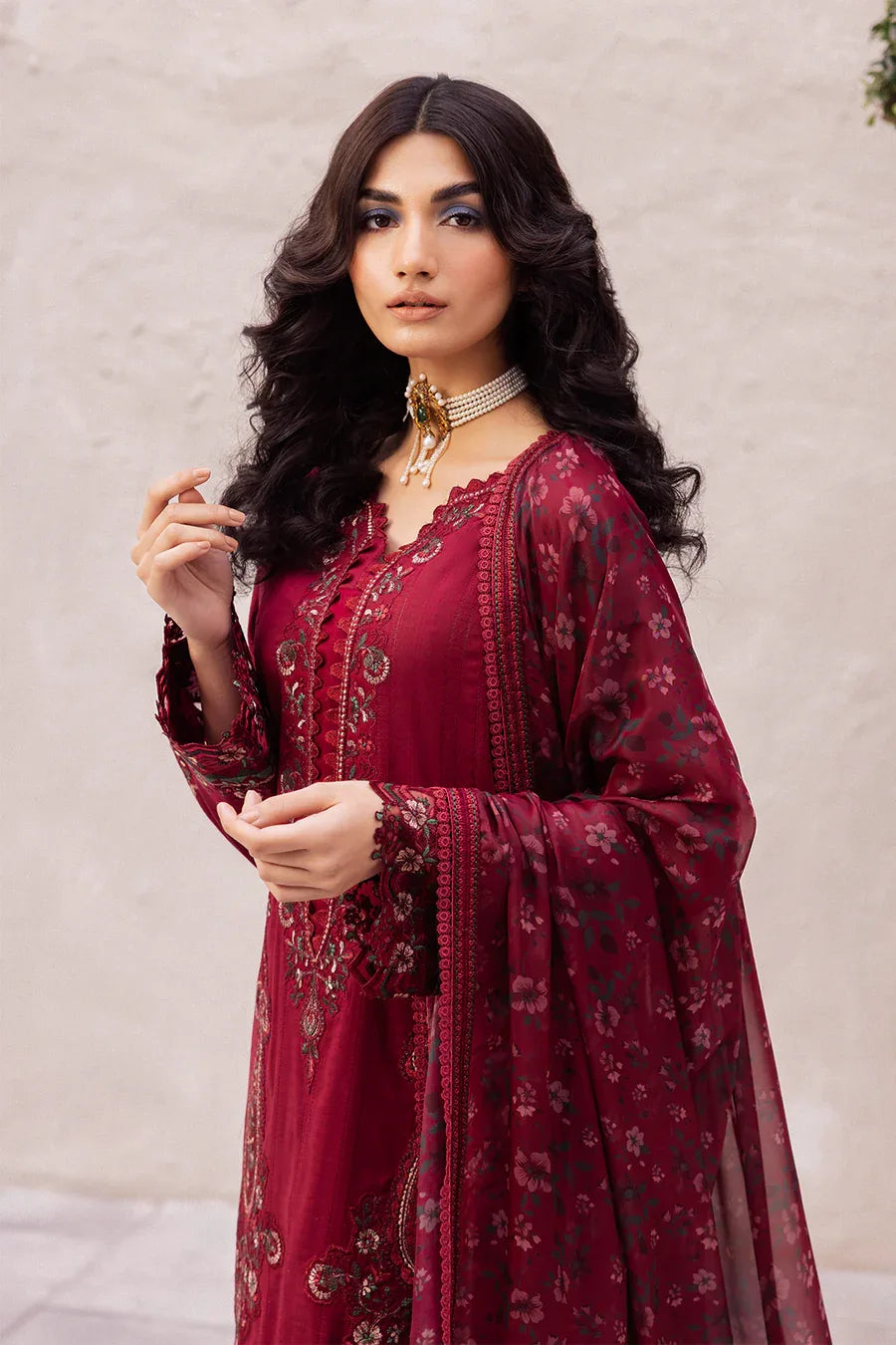 Iznik | Dahlia Embroidered Lawn | DL-01 - Aqsa Fabrics
