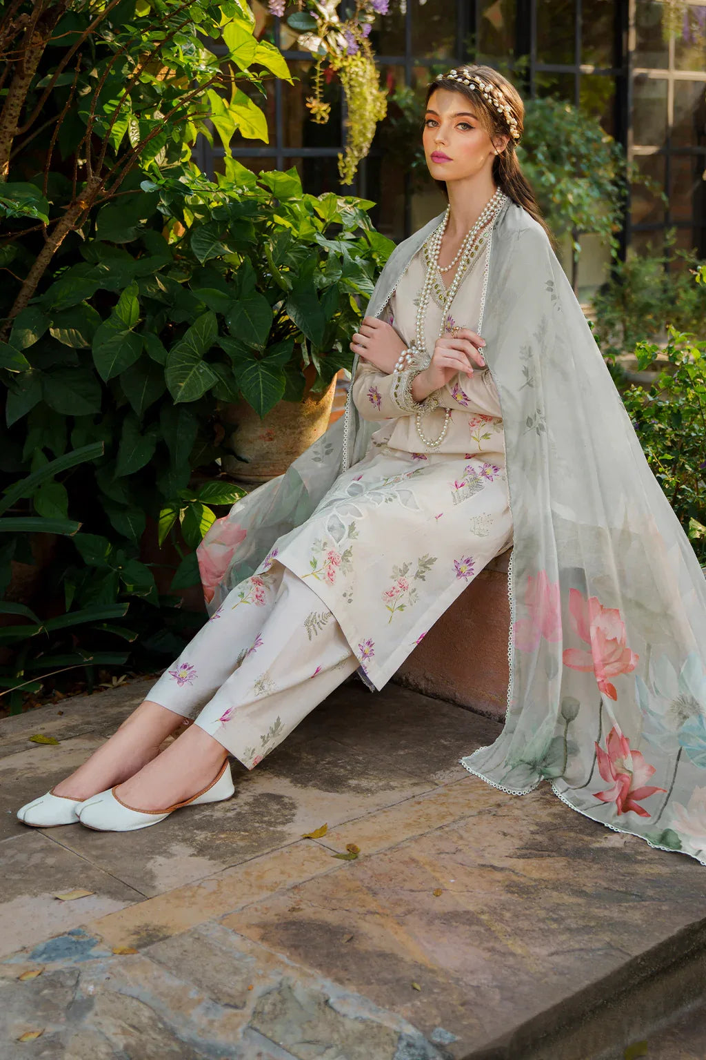 Iznik | Exclusive Lawn | UE-236 PRINTED LAWN - Aqsa Fabrics