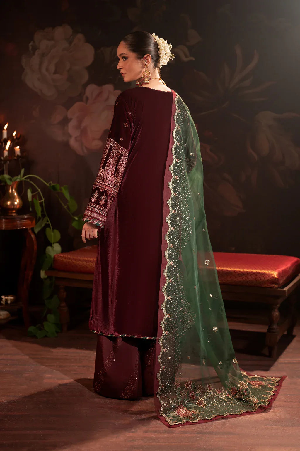 Iznik | Exclusive Velvet | IV-39 - Aqsa Fabrics