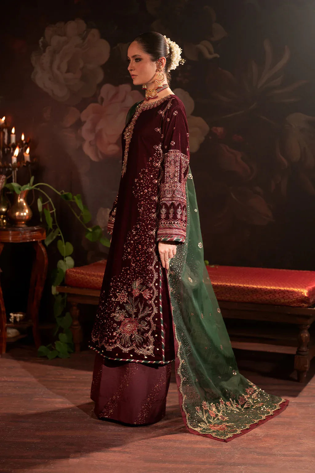 Iznik | Exclusive Velvet | IV-39 - Aqsa Fabrics