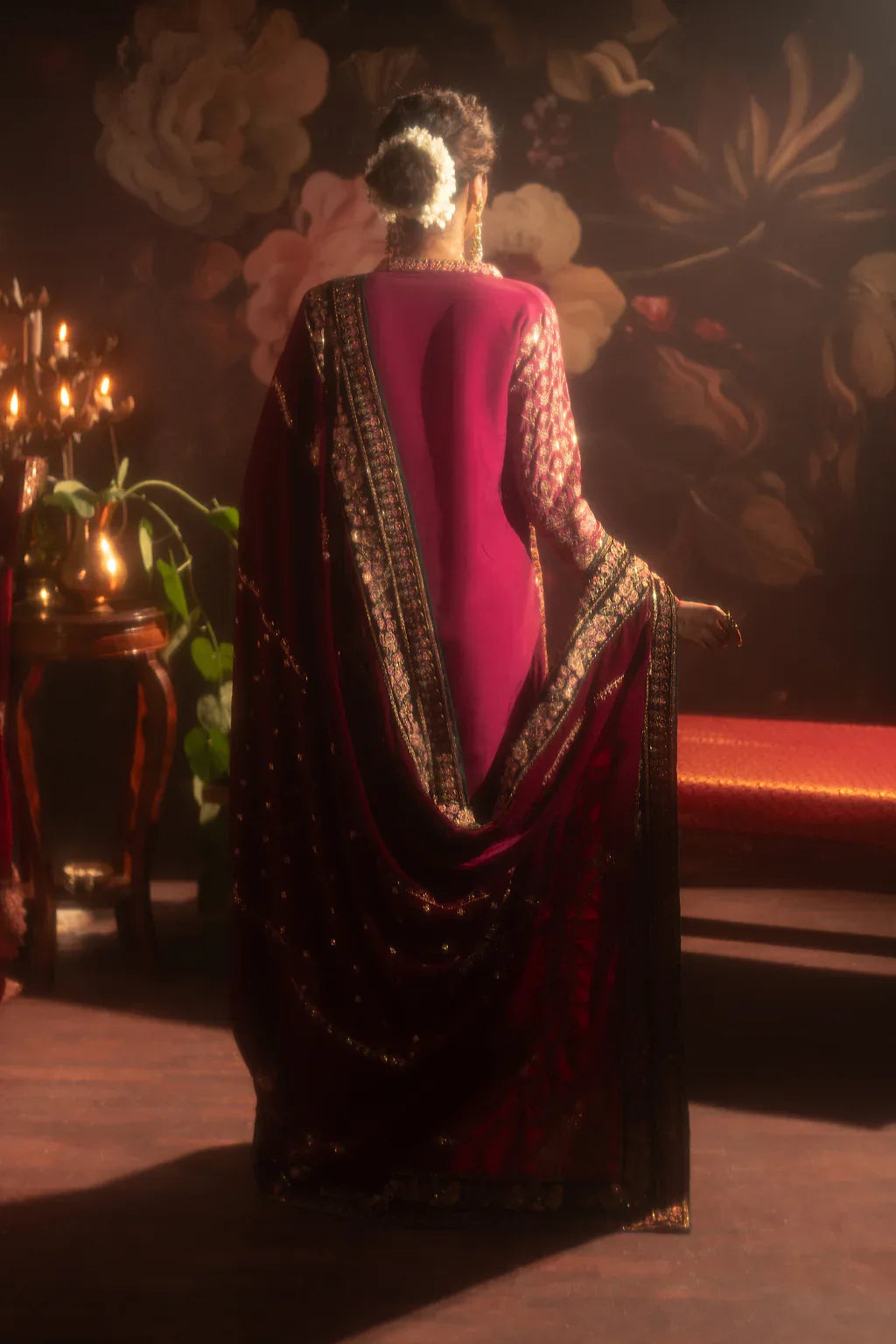 Iznik | Exclusive Velvet | IV-42 - Aqsa Fabrics