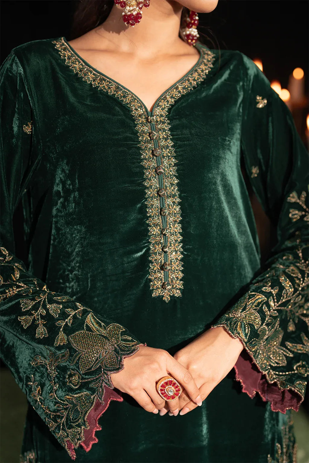 Iznik | Exclusive Velvet | IV-48 - Aqsa Fabrics