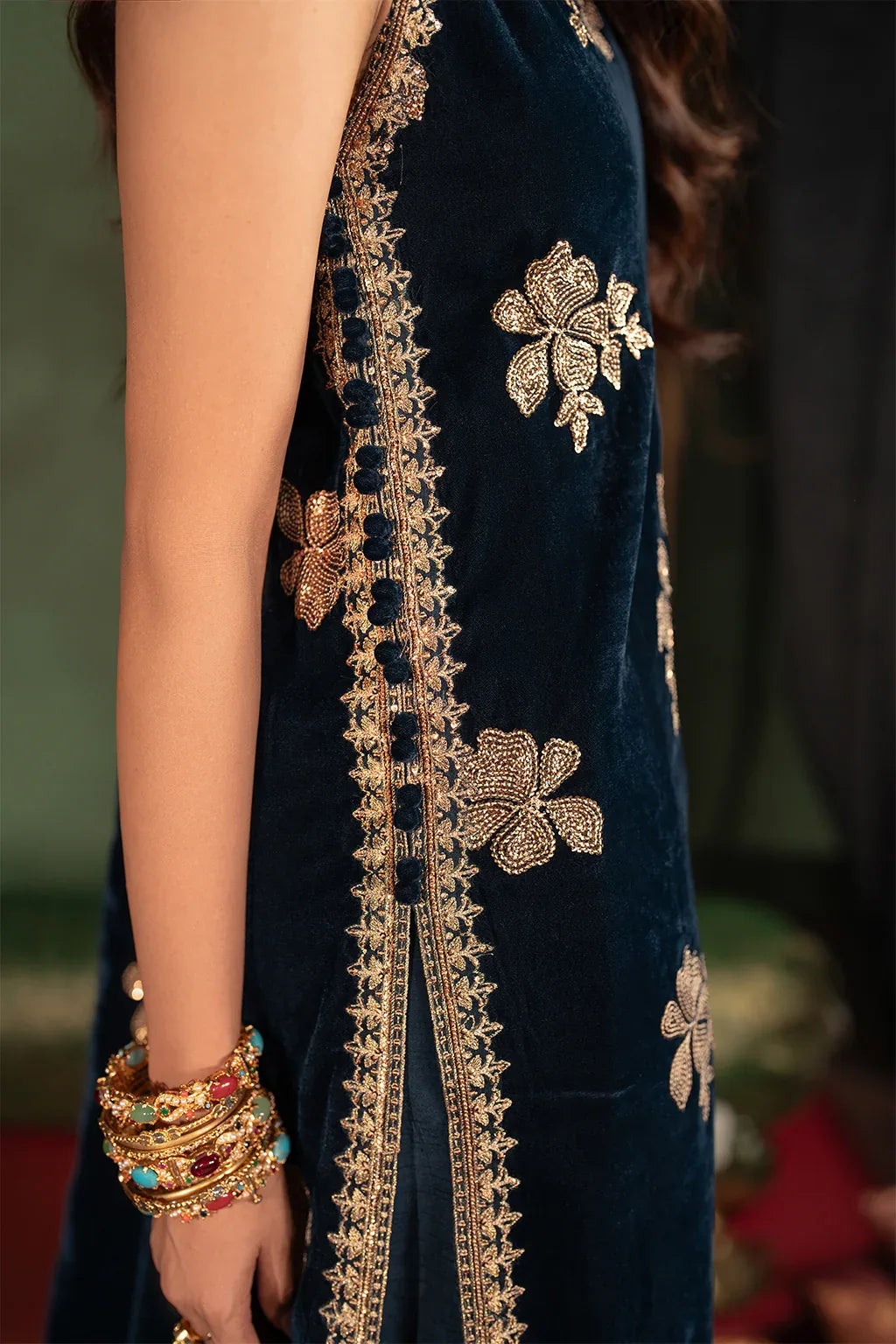 Iznik | Exclusive Velvet | IV-51 - Aqsa Fabrics