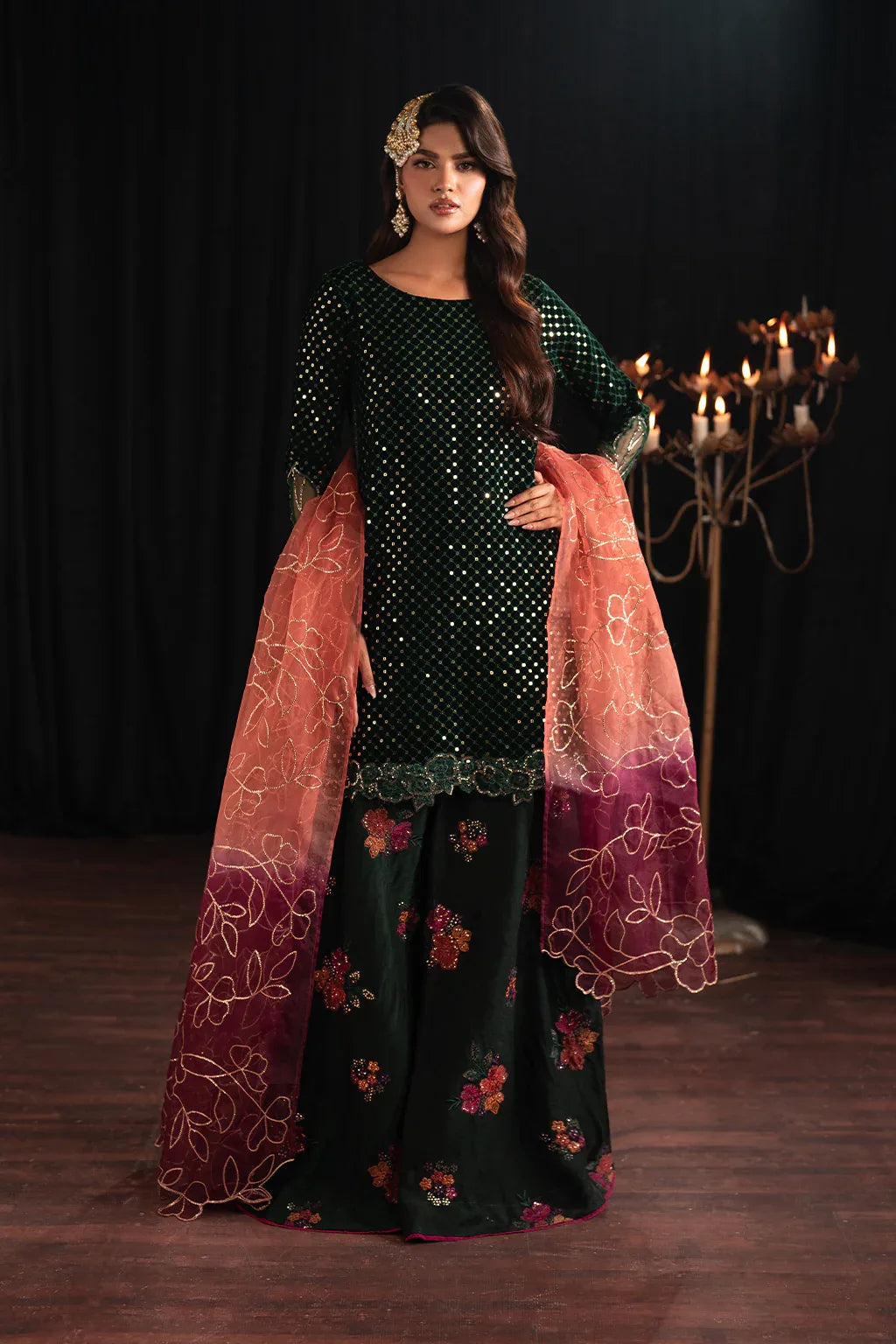 Iznik | Exclusive Velvet | IV-53 - Aqsa Fabrics