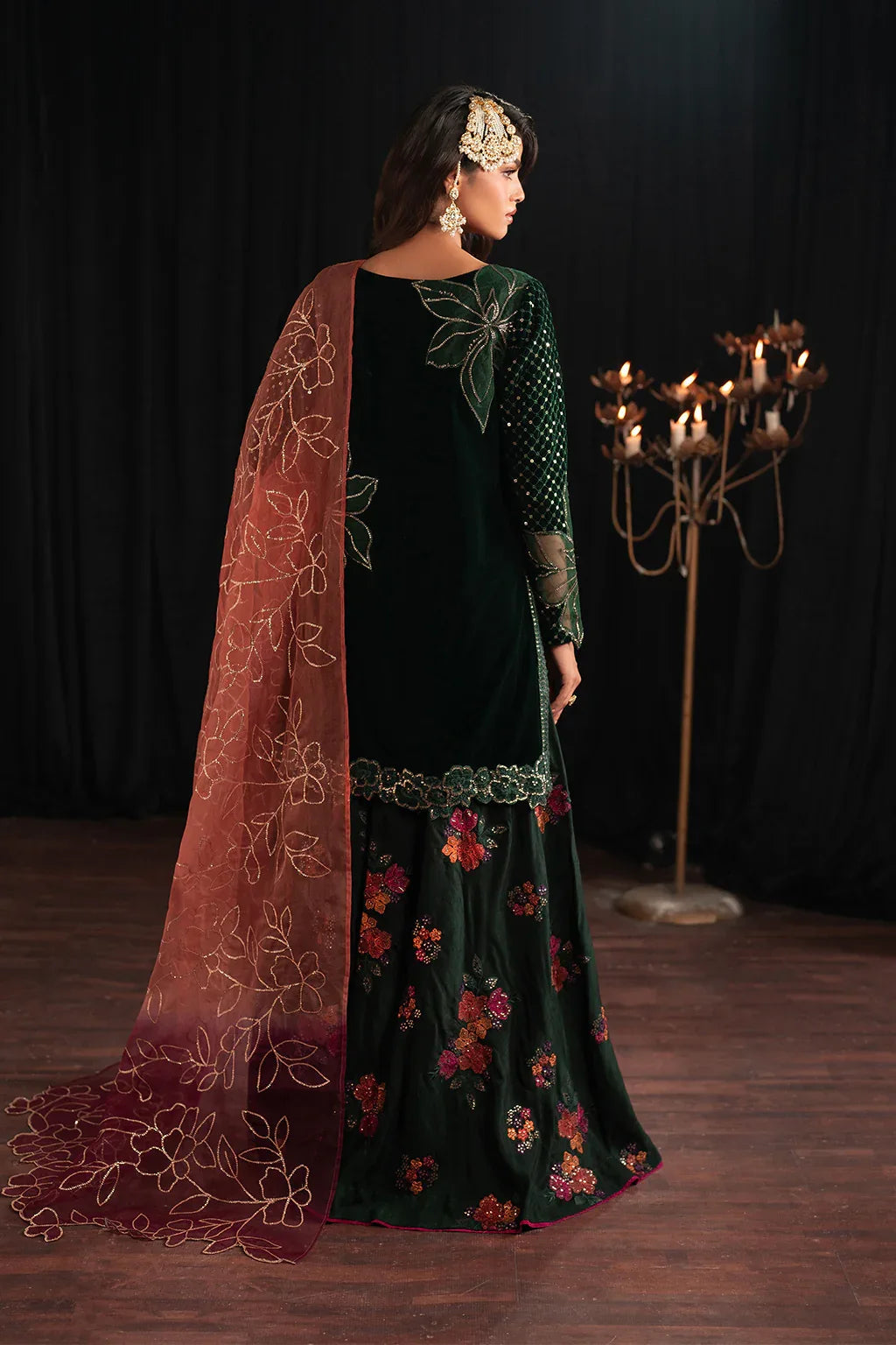 Iznik | Exclusive Velvet | IV-53 - Aqsa Fabrics