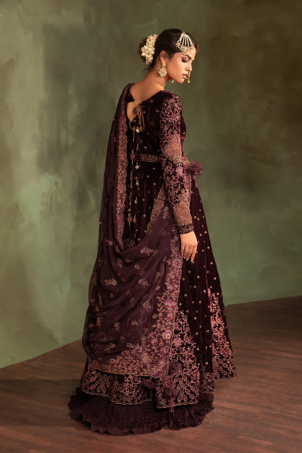 Iznik | Exclusive Velvet | IV-54 - Aqsa Fabrics