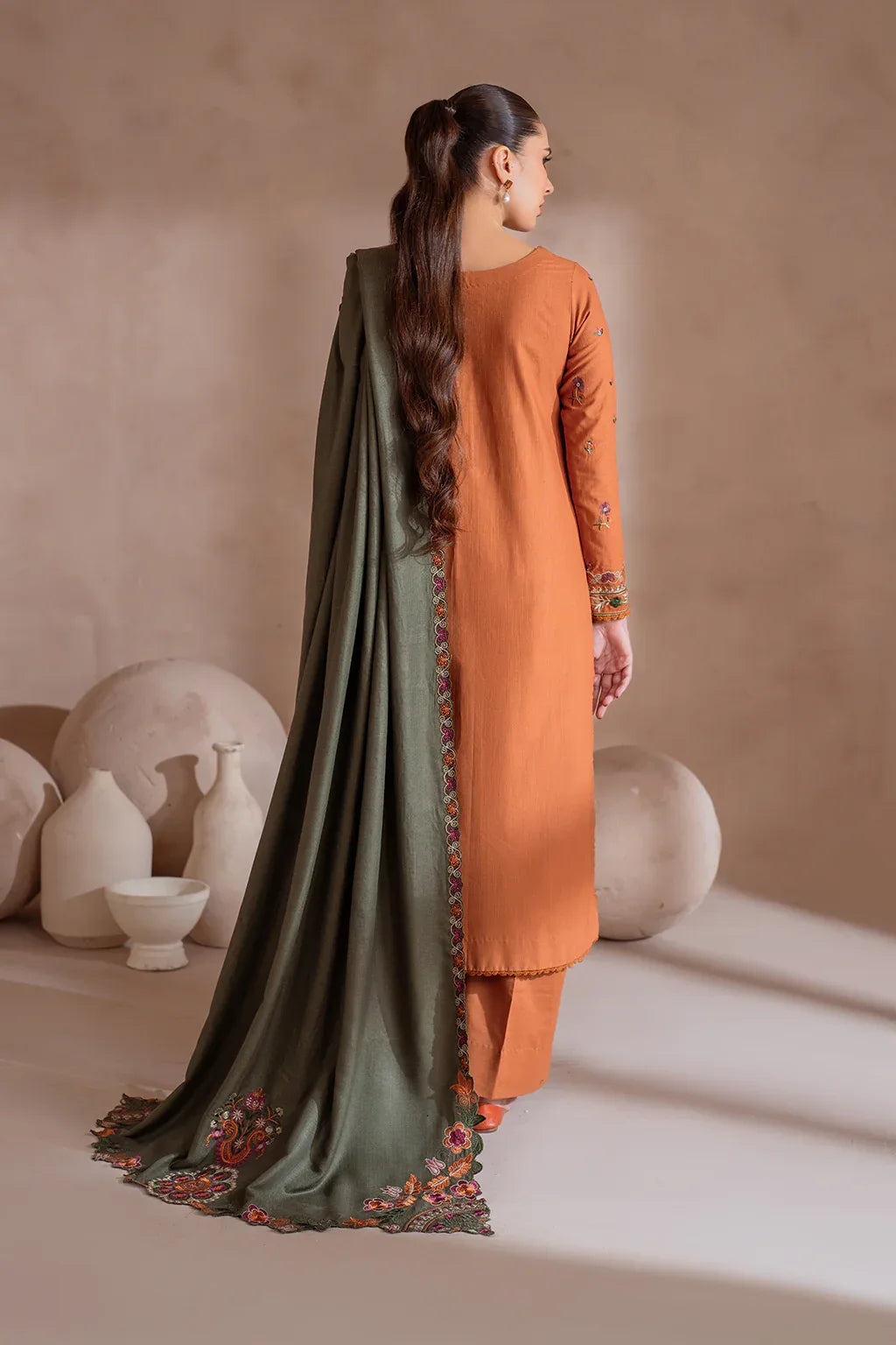 Iznik | Exclusive Winter | UE-367 - Aqsa Fabrics