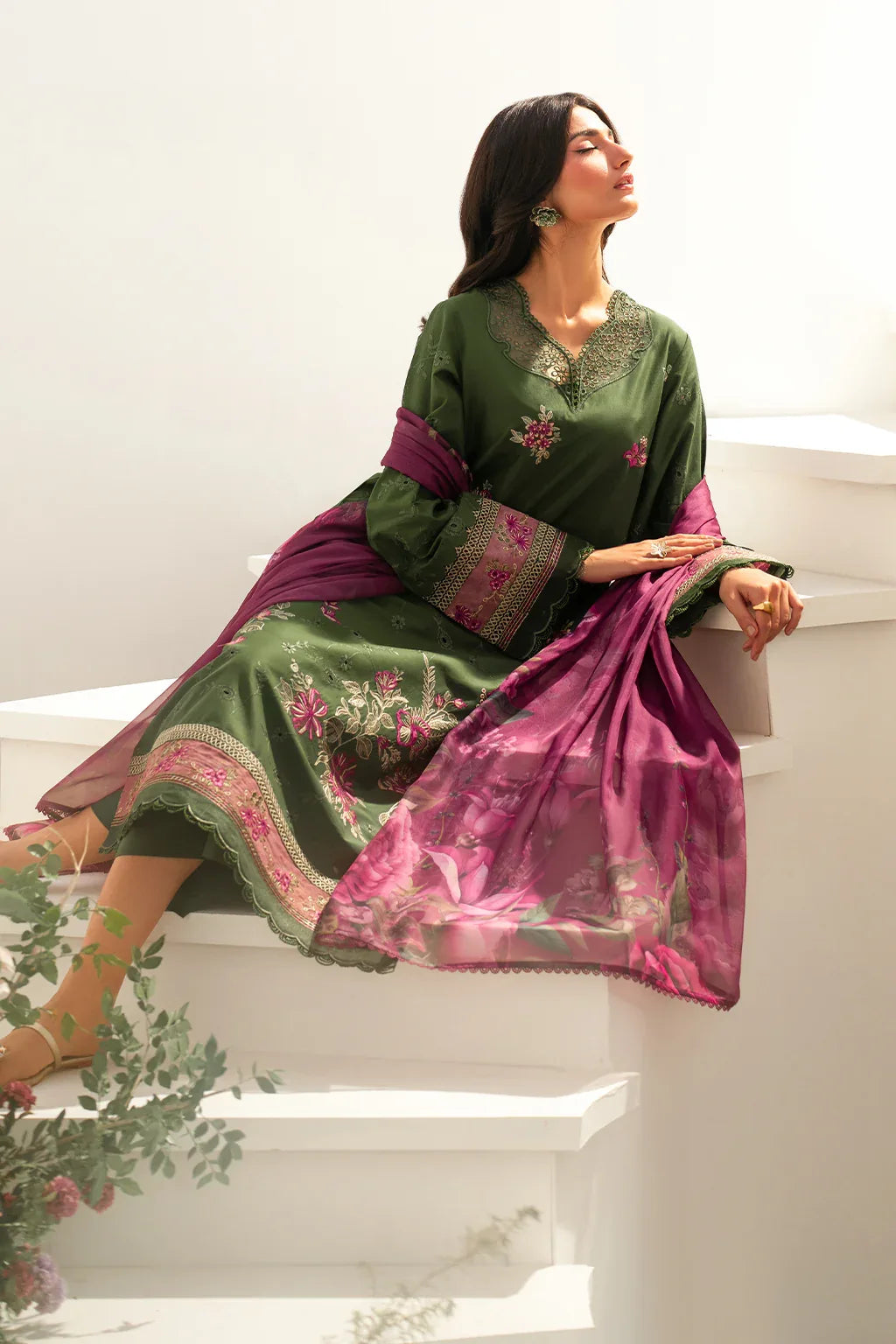 Iznik | Festive Edition | IFE-02 - Aqsa Fabrics