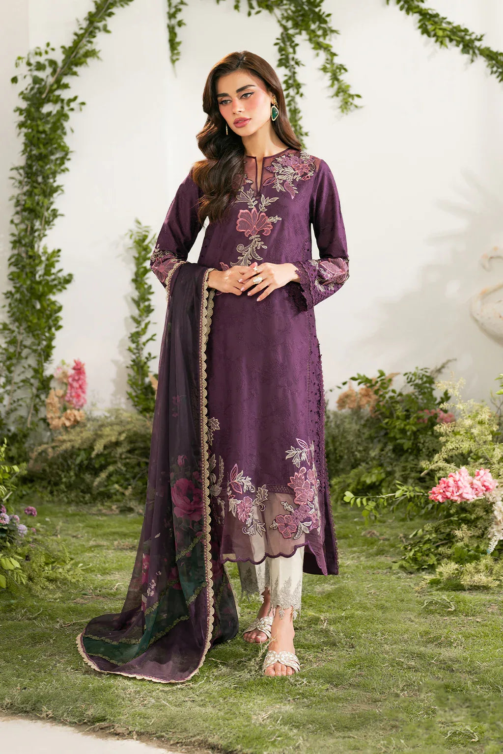 Iznik | Festive Edition | IFE-03 - Aqsa Fabrics