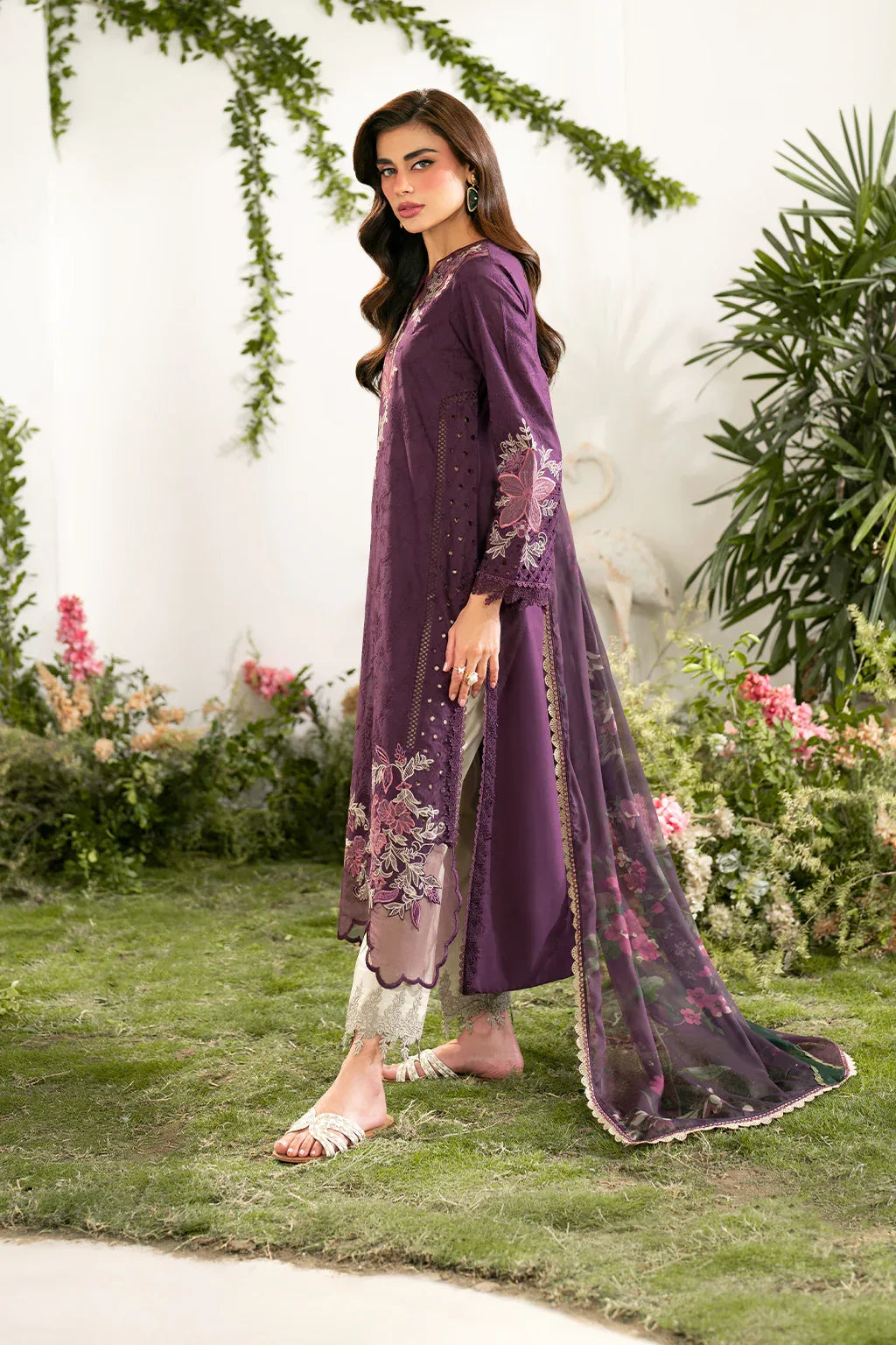 Iznik | Festive Edition | IFE-03 - Aqsa Fabrics