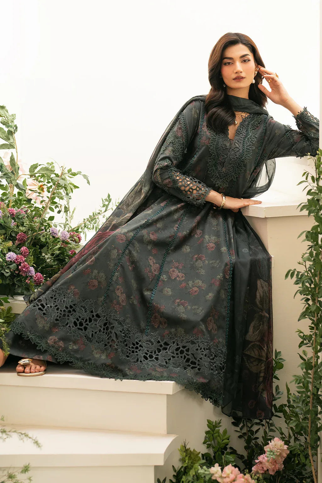 Iznik | Festive Edition | IFE-08 - Aqsa Fabrics