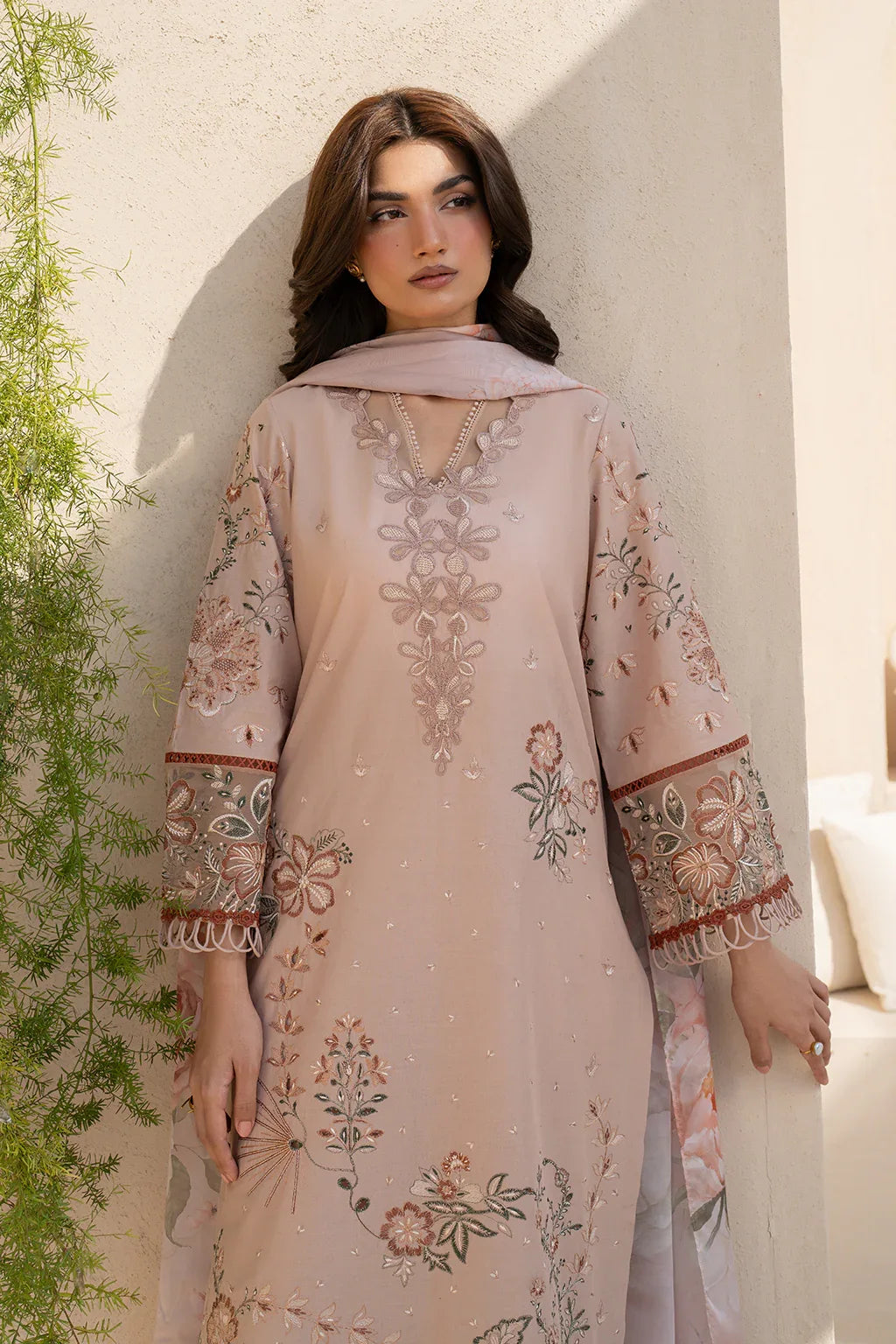 Iznik | Festive Lawn 25 | EFL-02 - Aqsa Fabrics