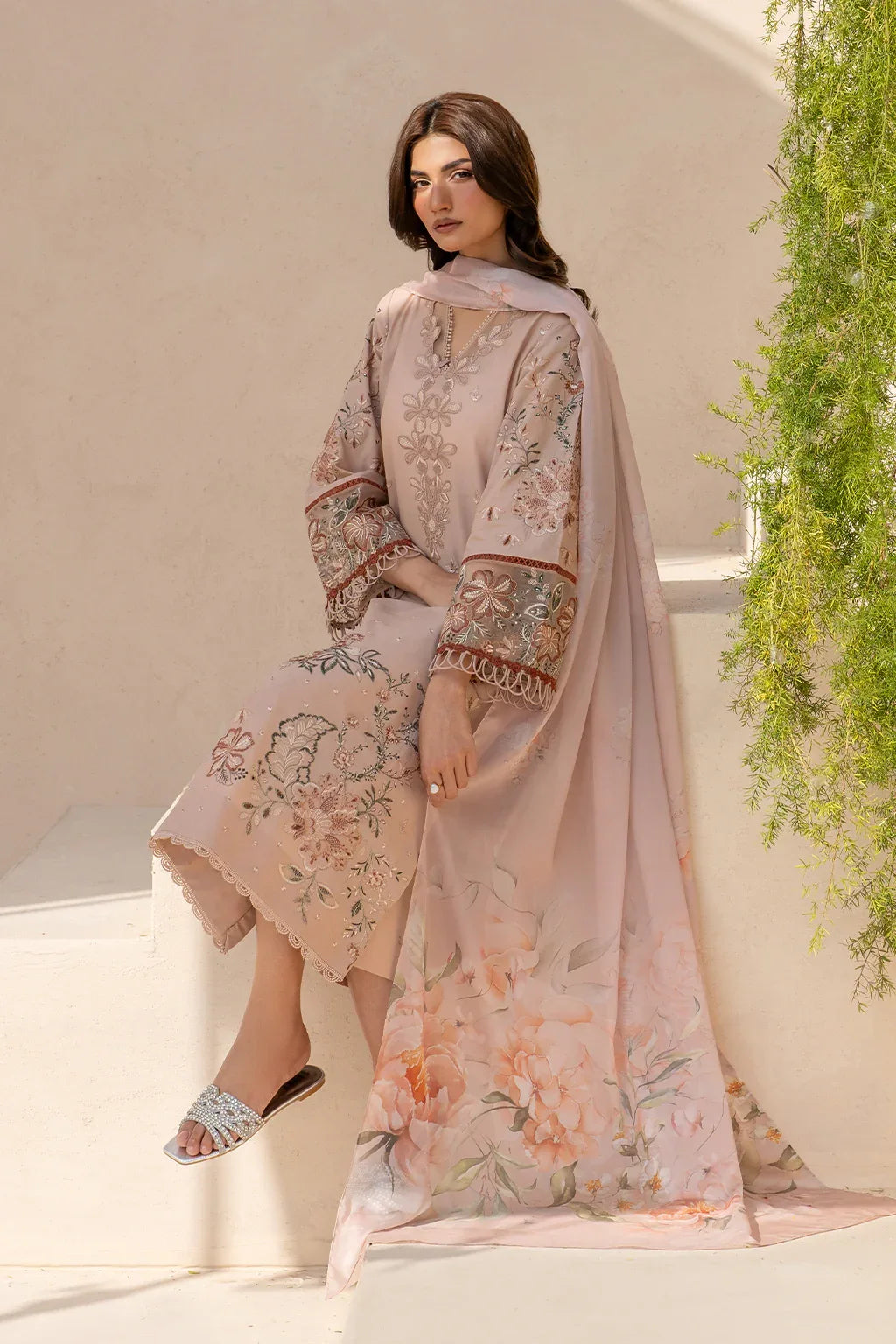 Iznik | Festive Lawn 25 | EFL-02 - Aqsa Fabrics