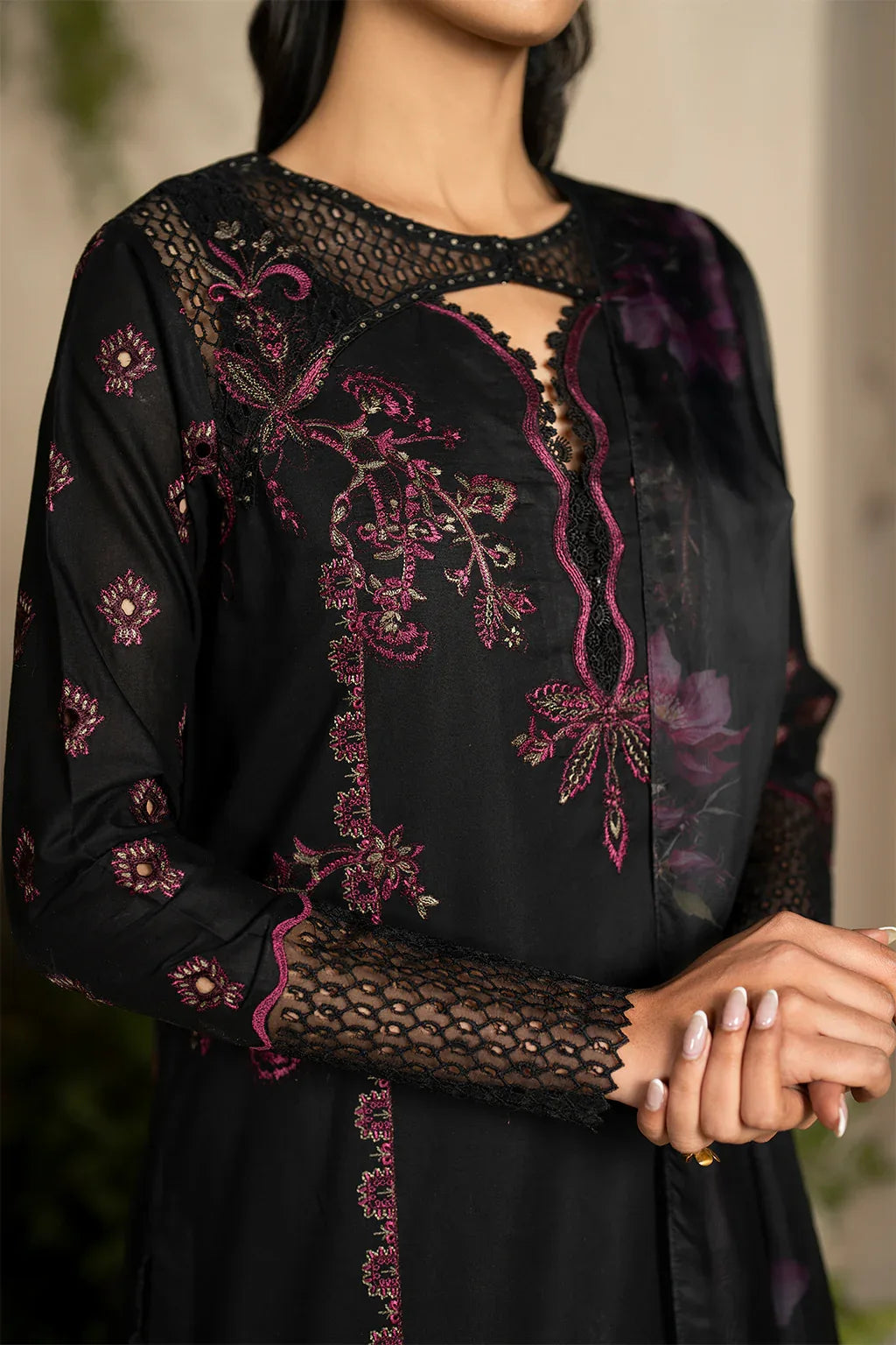 Iznik | Festive Lawn 25 | EFL-03 - Aqsa Fabrics