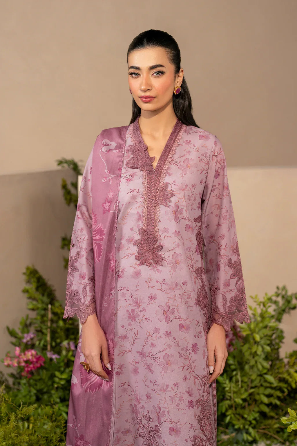 Iznik | Festive Lawn 25 | EFL-04 - Aqsa Fabrics
