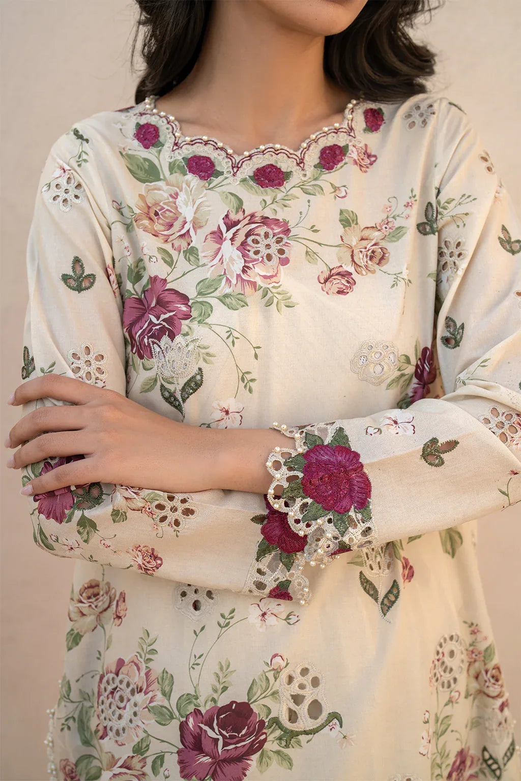 Iznik | Festive Lawn 25 | EFL-05 - Aqsa Fabrics