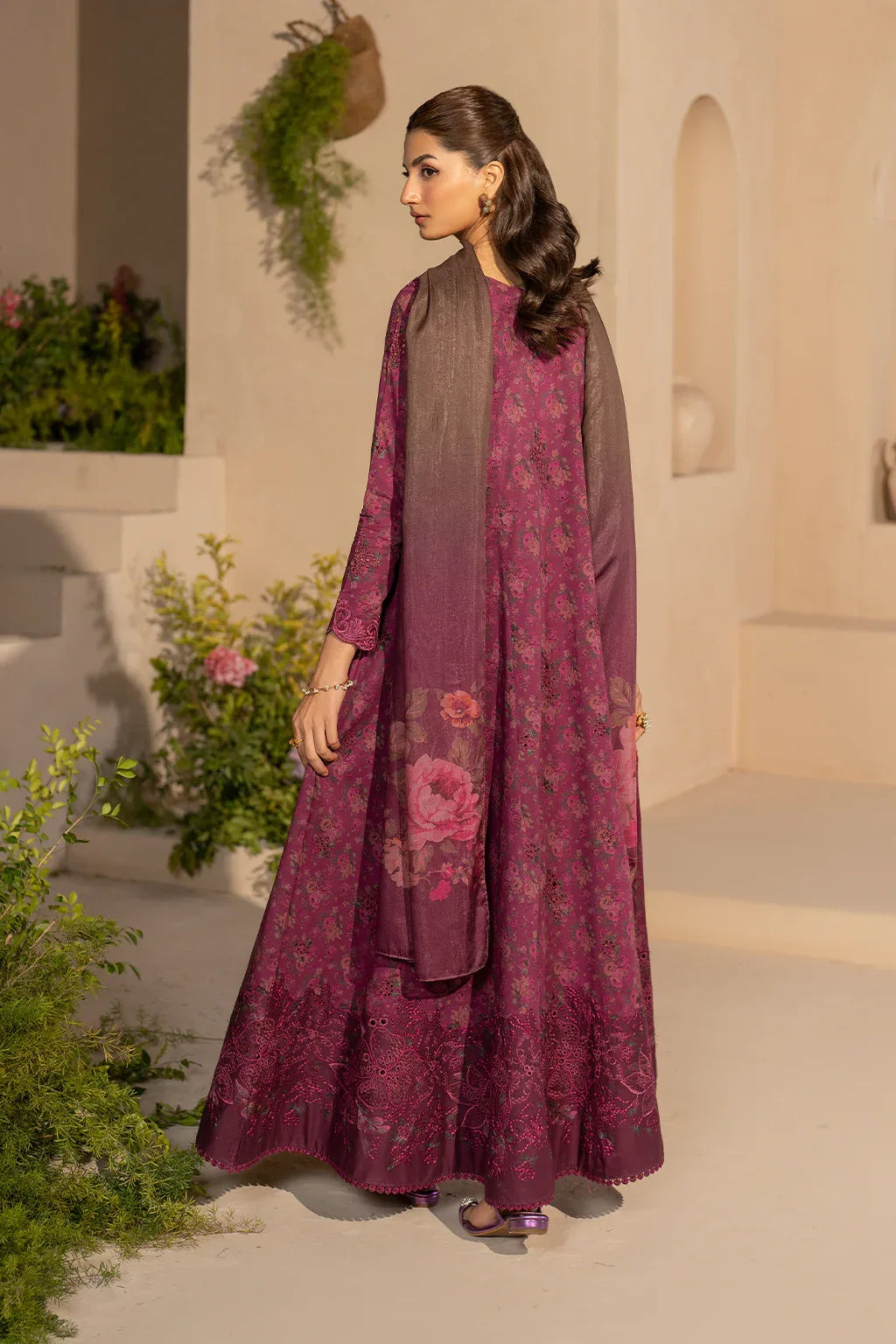 Iznik | Festive Lawn 25 | EFL-09 - Aqsa Fabrics