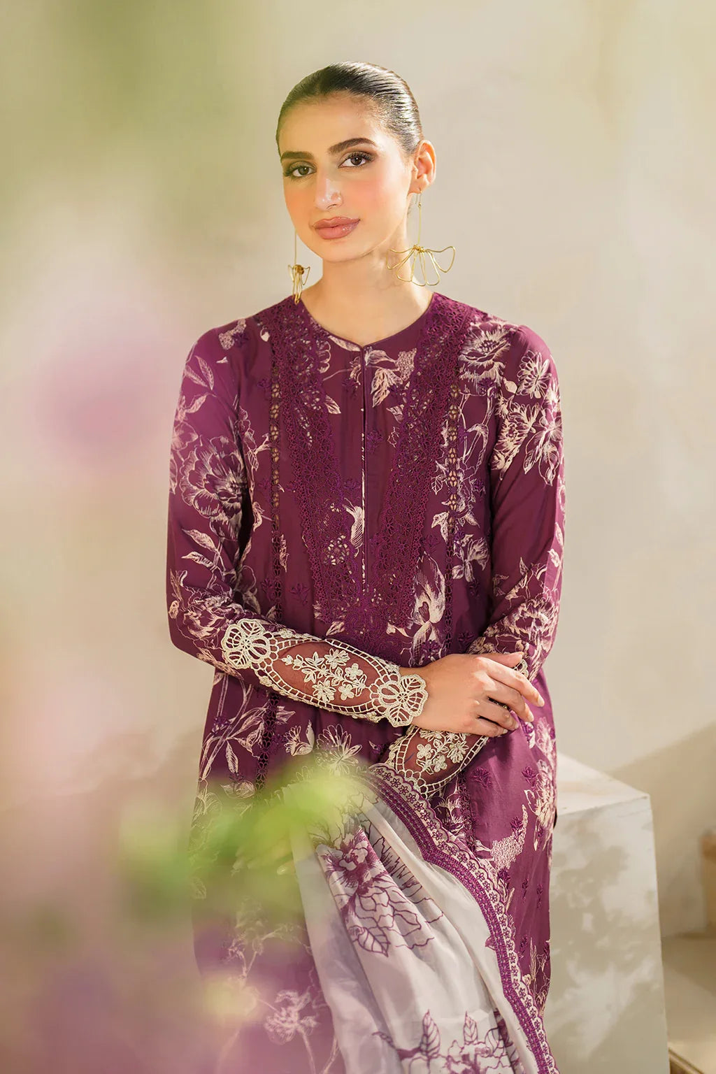 Iznik | Festive lawn 24 | SFL-04 - Aqsa Fabrics