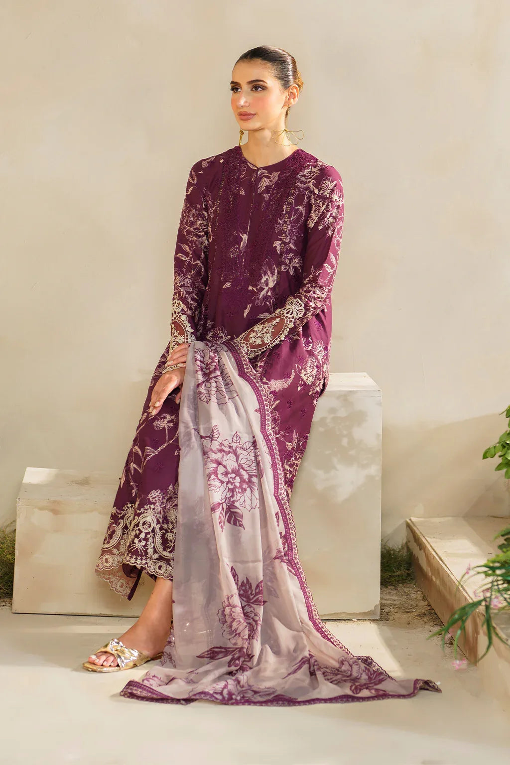Iznik | Festive lawn 24 | SFL-04 - Aqsa Fabrics