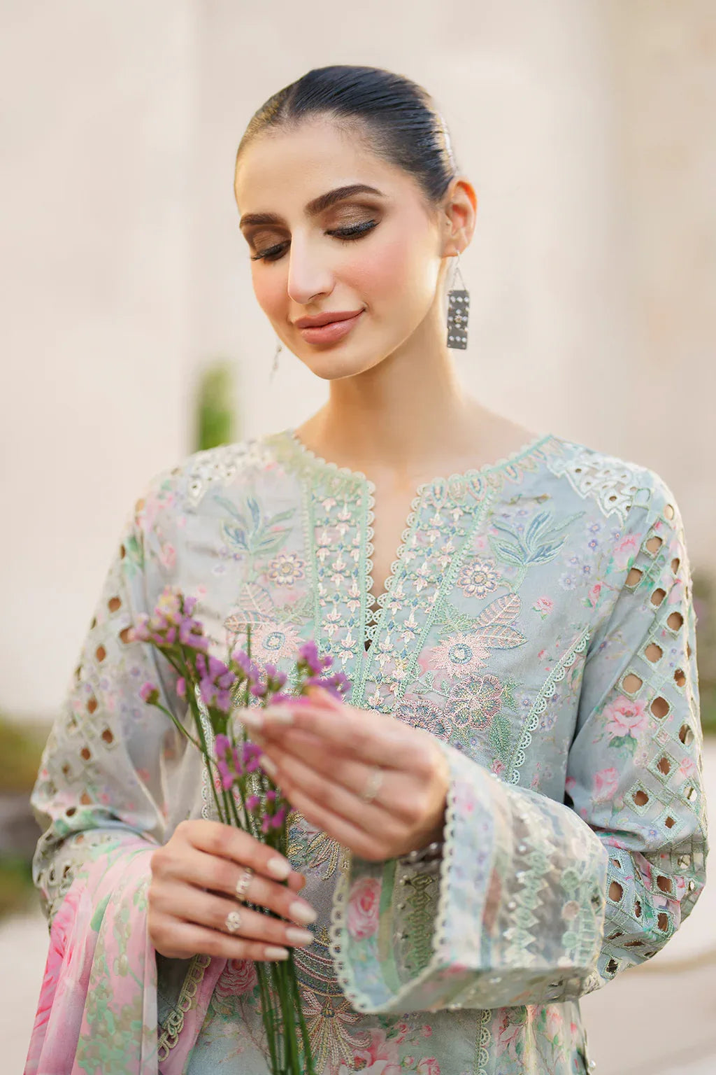 Iznik | Festive lawn 24 | SFL-07 - Aqsa Fabrics