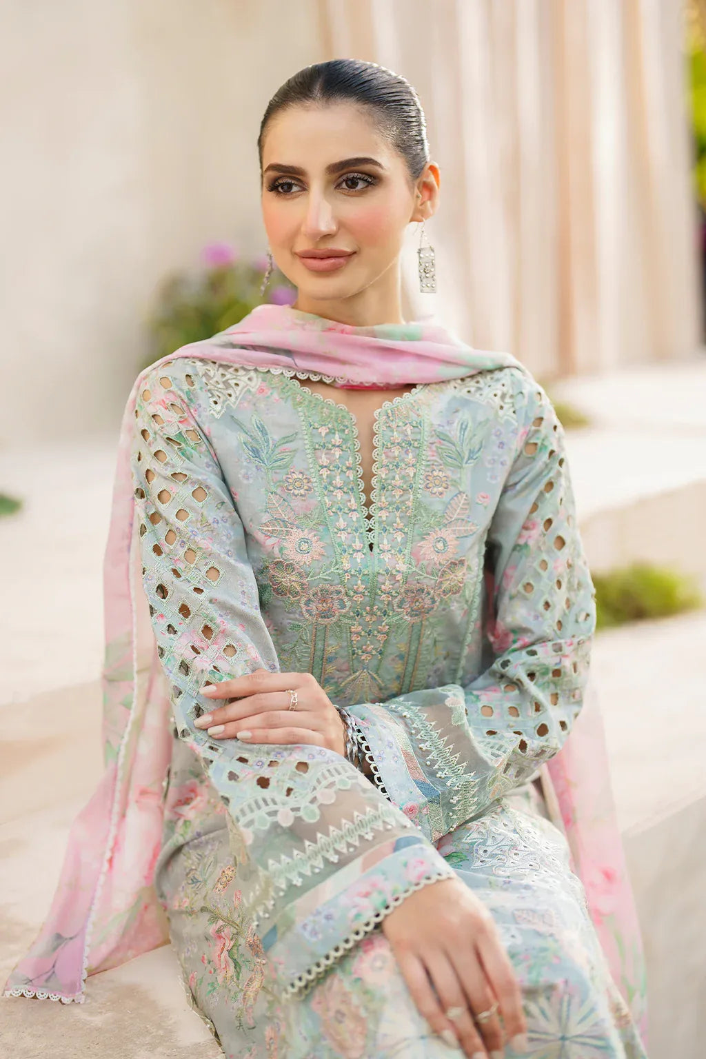 Iznik | Festive lawn 24 | SFL-07 - Aqsa Fabrics