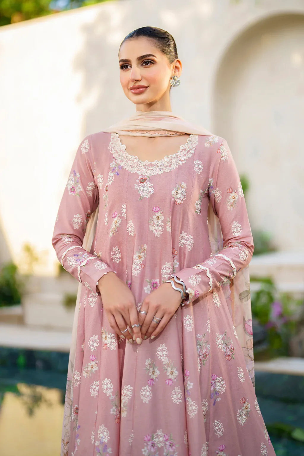Iznik | Festive lawn 24 | SFL-08 - Aqsa Fabrics