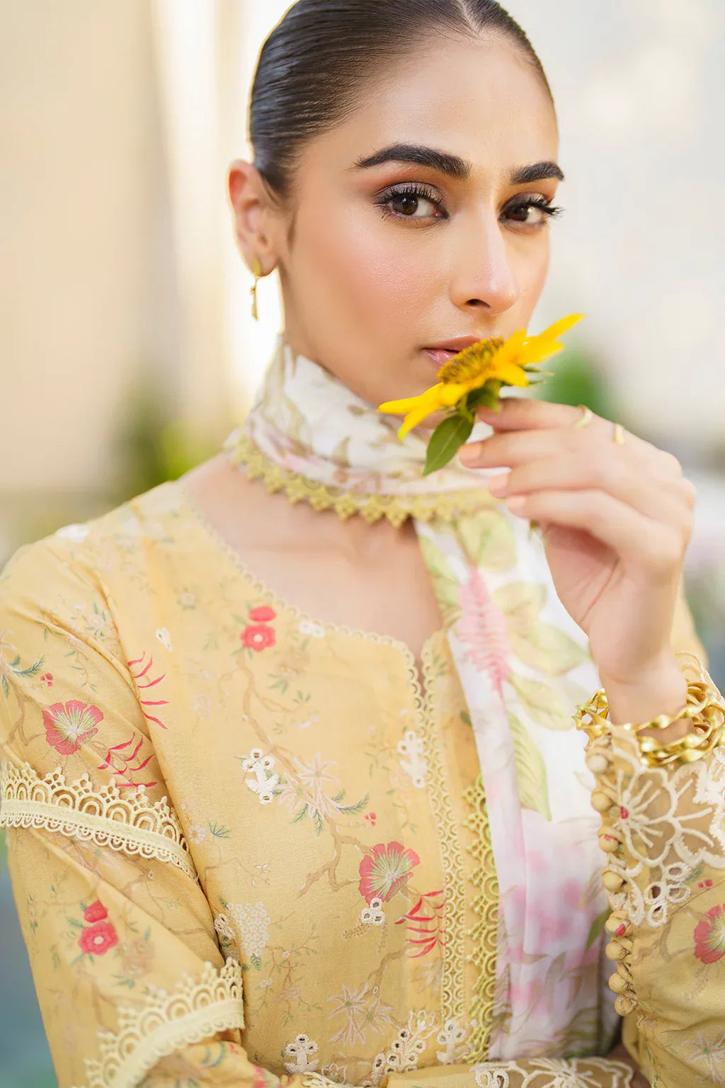 Iznik | Festive lawn 24 | SFL-09 - Aqsa Fabrics