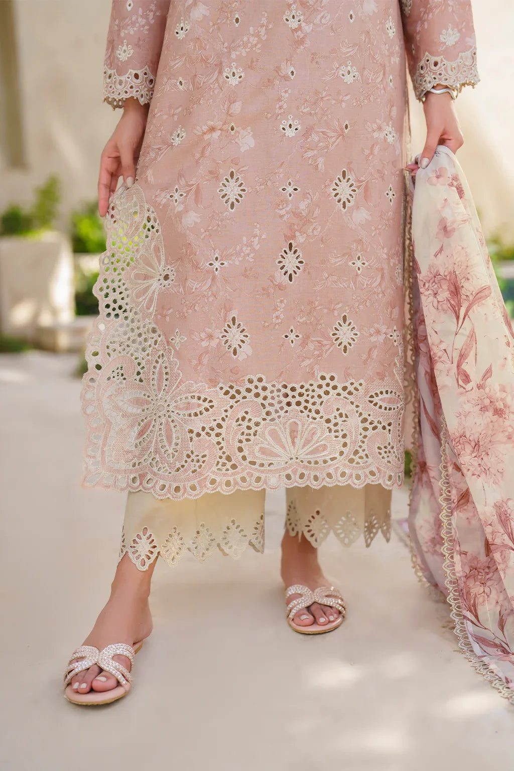 Iznik | Festive lawn 24 | SFL-11 - Aqsa Fabrics