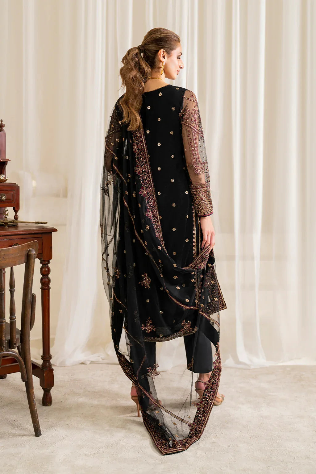 Iznik | Formal Wear | UE-288 - Aqsa Fabrics