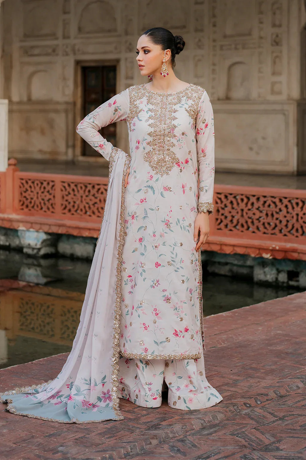 Iznik | Formal Wear | UE-318 - Aqsa Fabrics