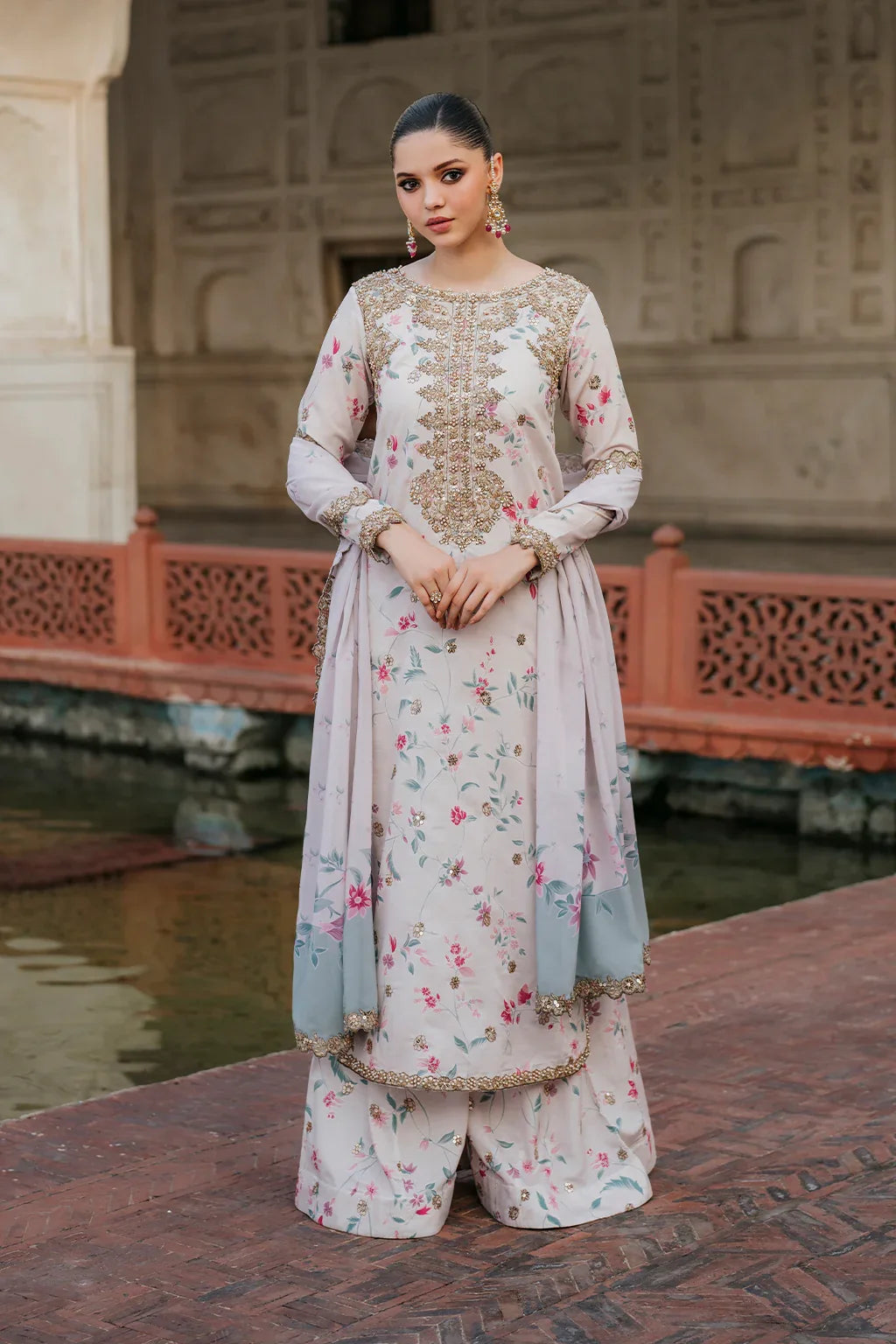 Iznik | Formal Wear | UE-318 - Aqsa Fabrics