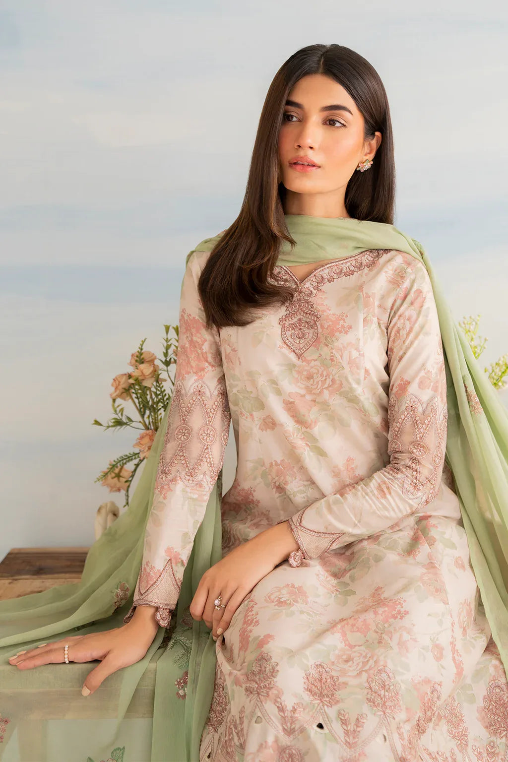 Iznik | Guzel lawn 24 | IGL-05 - Aqsa Fabrics