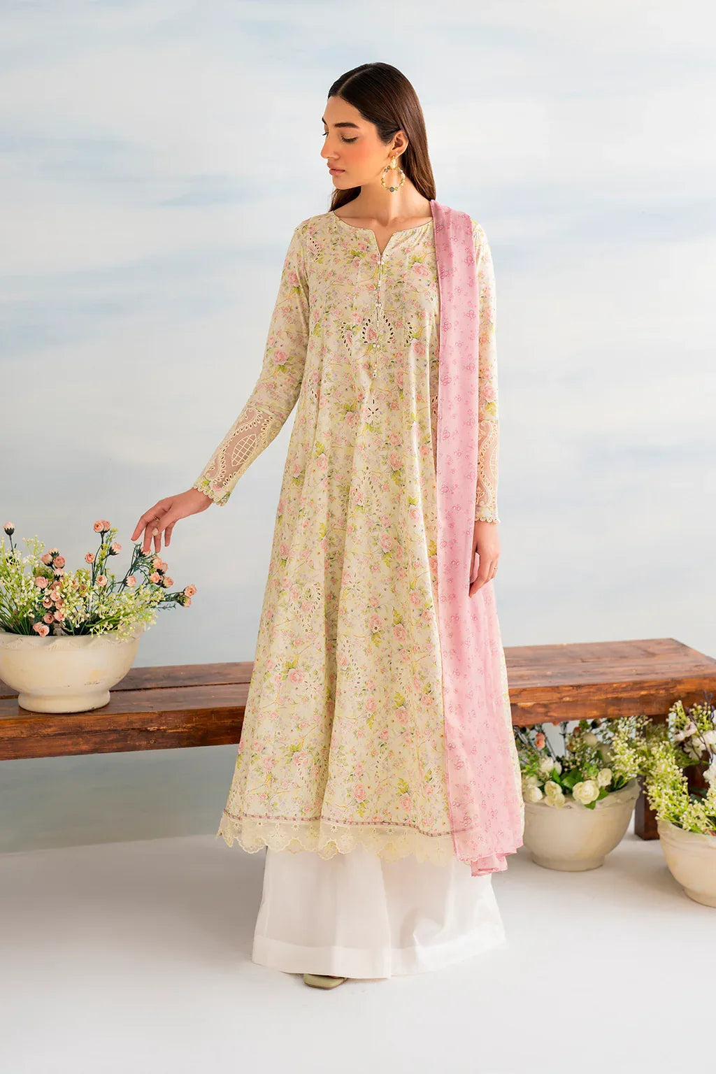 Iznik | Guzel lawn 24 | IGL-07 - Aqsa Fabrics