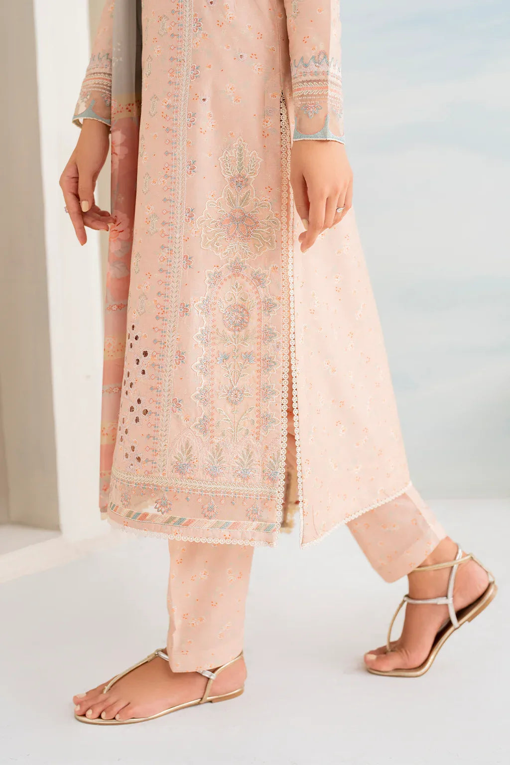 Iznik | Guzel lawn 24 | IGL-10 - Aqsa Fabrics