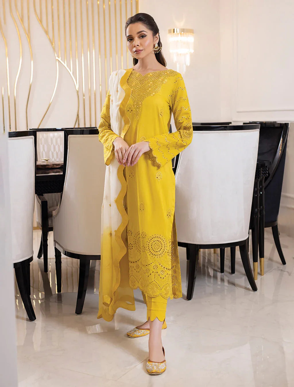 Iznik | Lawnkari 24 | UE-141 EPHEMERAL - Aqsa Fabrics