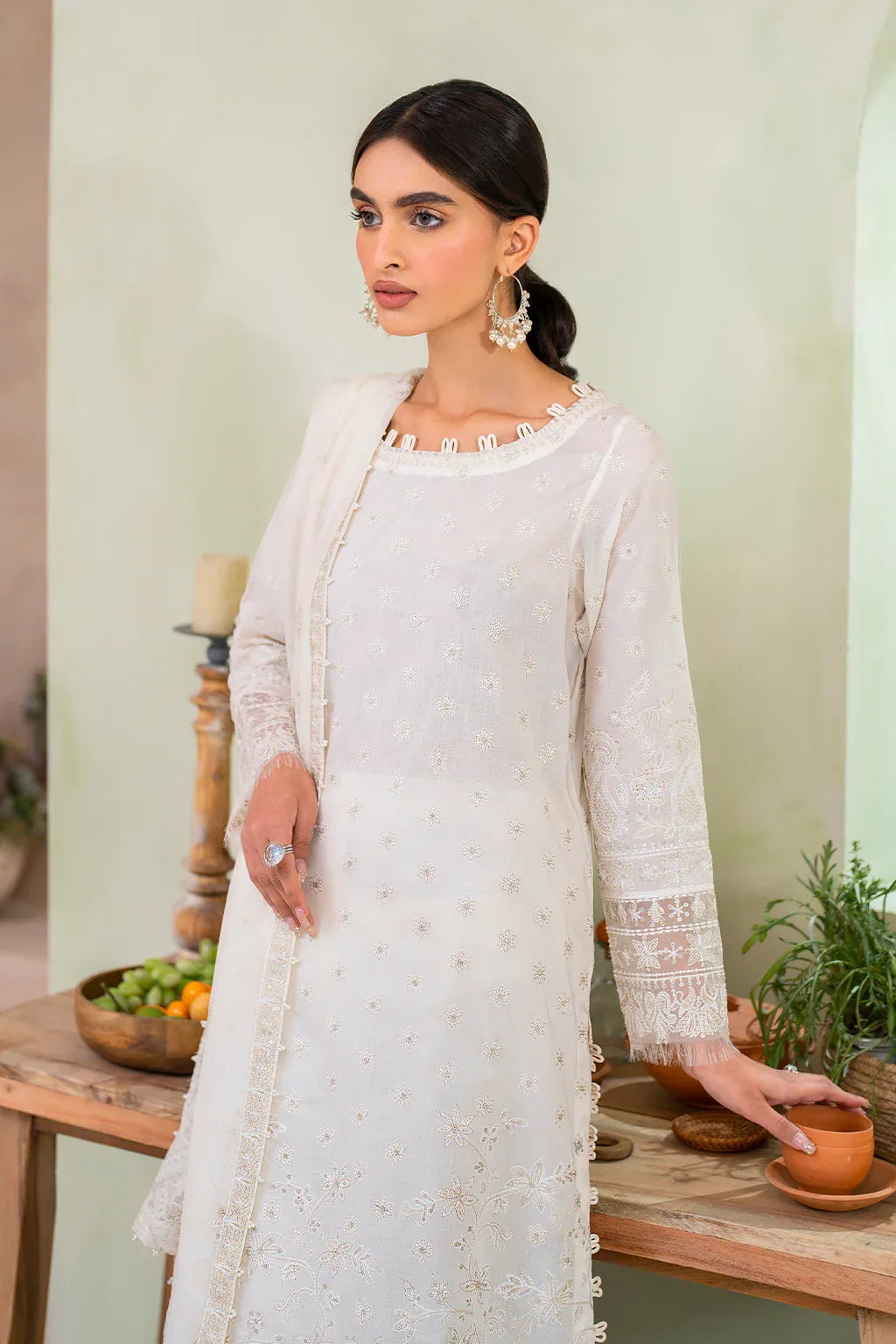 Iznik | Ready to Wear | IP-226 EMBROIDERED LAWN - Aqsa Fabrics