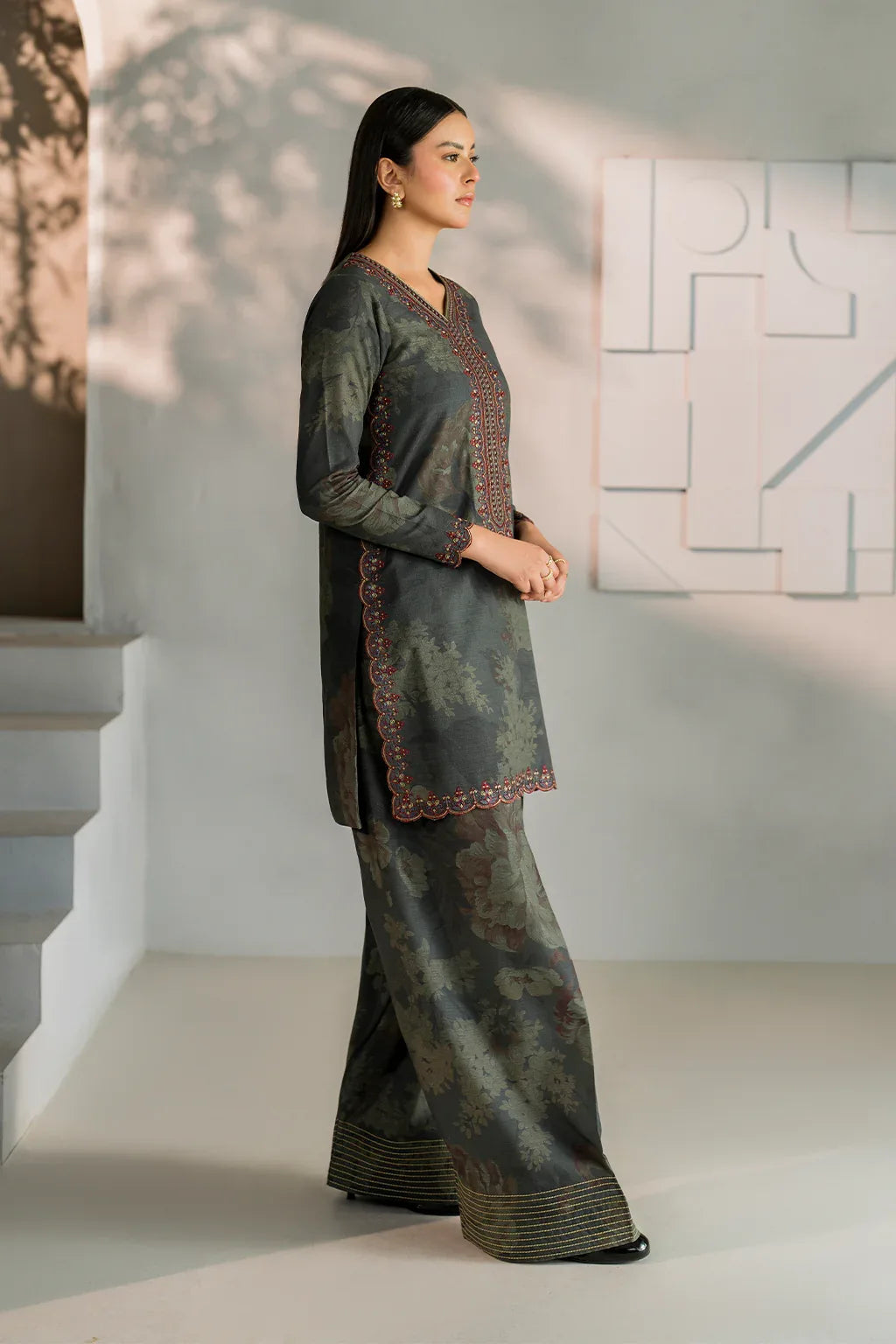 Iznik | Ready to Wear | IP-262 - Aqsa Fabrics
