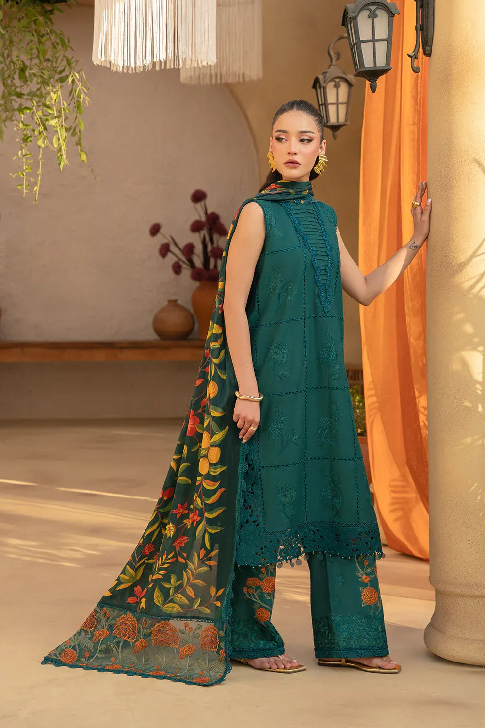 Saira Rizwan | Luxury Lawn 25 | LIRA-SRL25-10 - Aqsa Fabrics