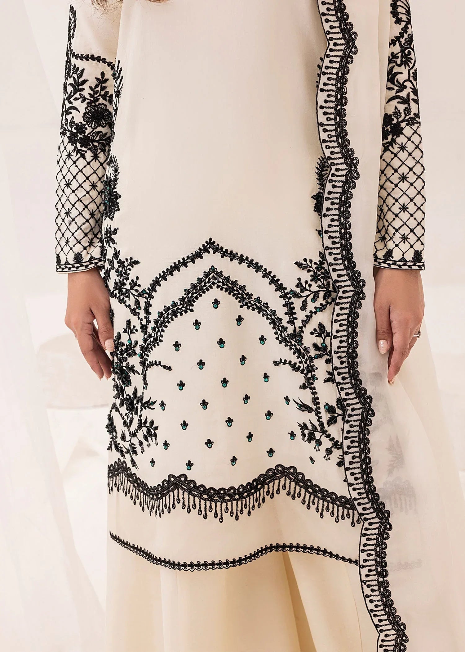 Jamnii | Silk Ivy | Noir Pearl - Aqsa Fabrics