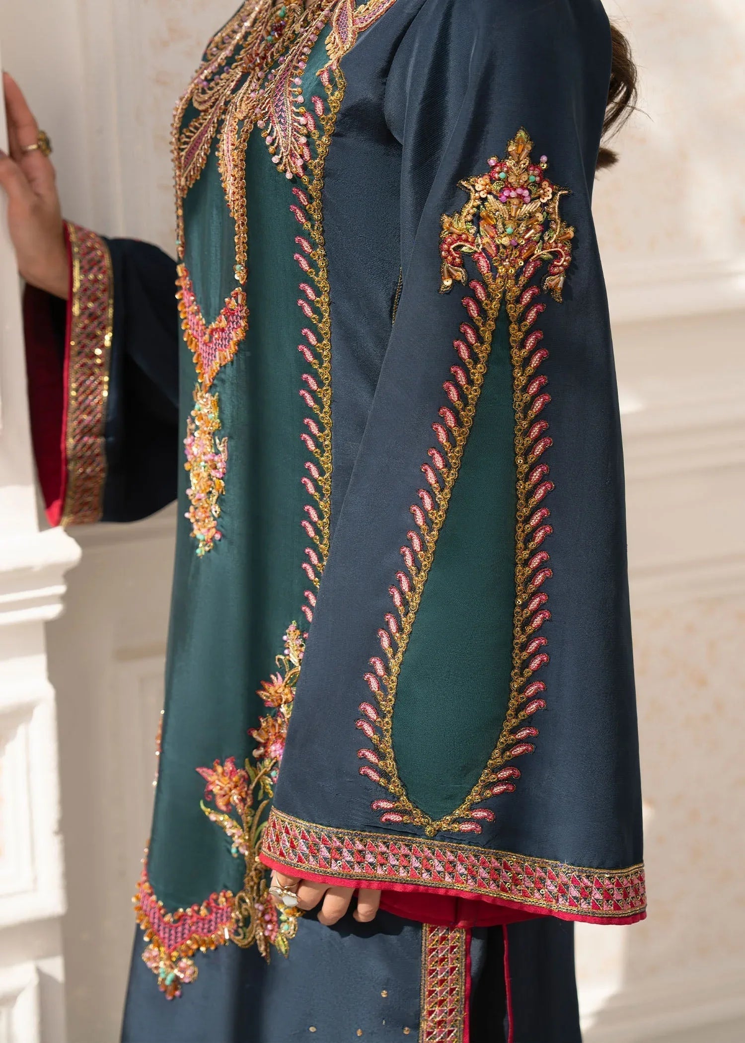 Jamnii | The Aura | Merlin - Aqsa Fabrics