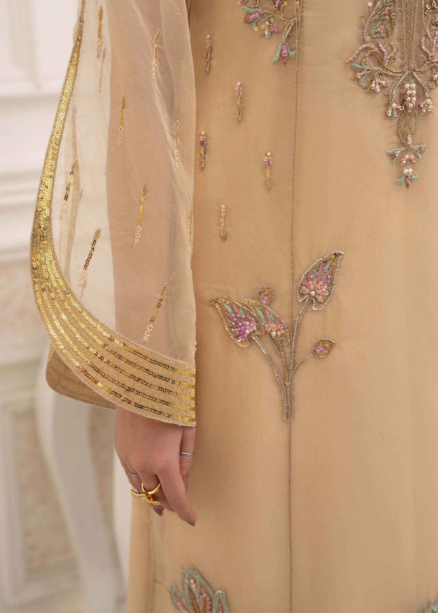 Jamnii | The Aura | Viana - Aqsa Fabrics