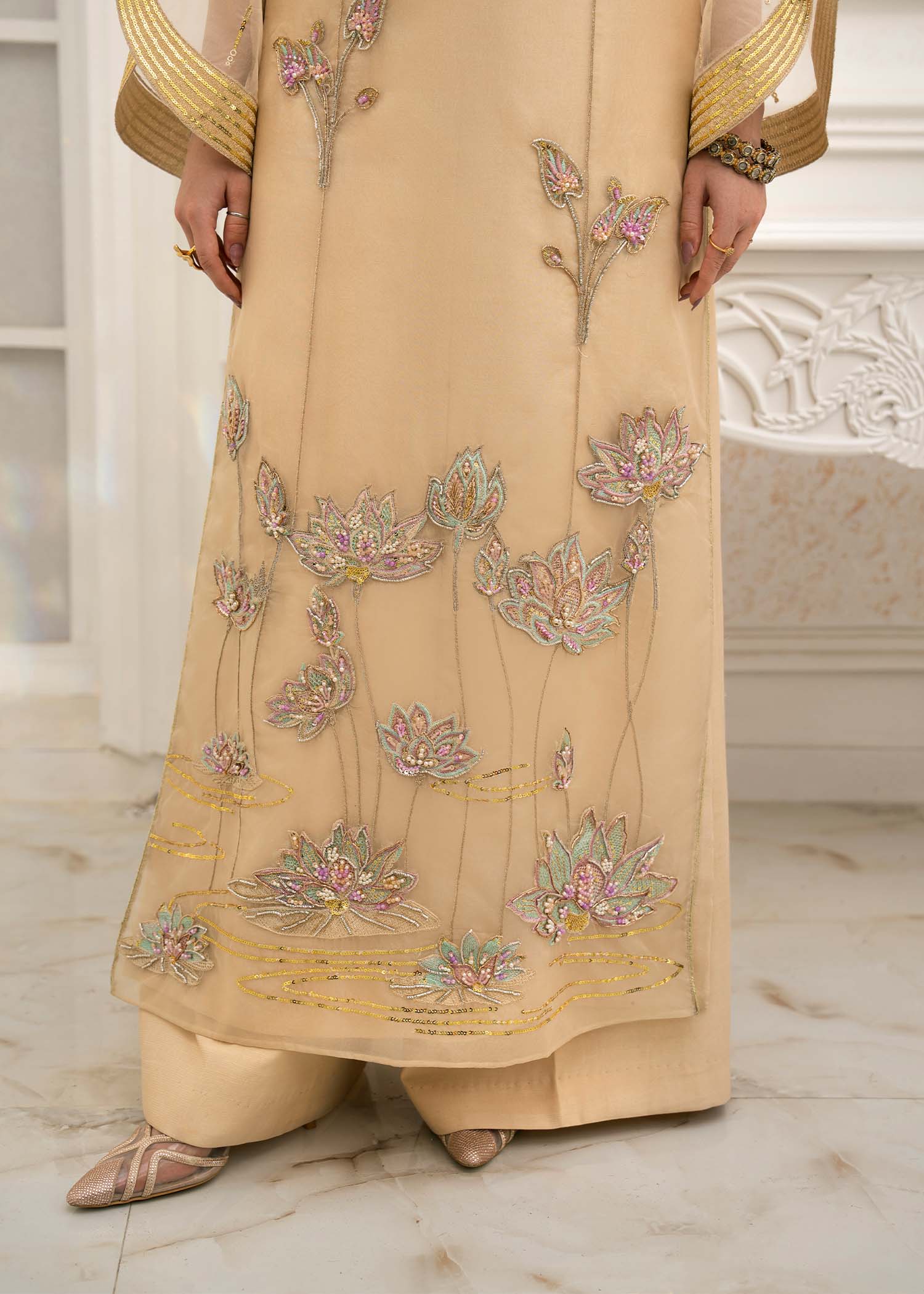 Jamnii | The Aura | Viana - Aqsa Fabrics