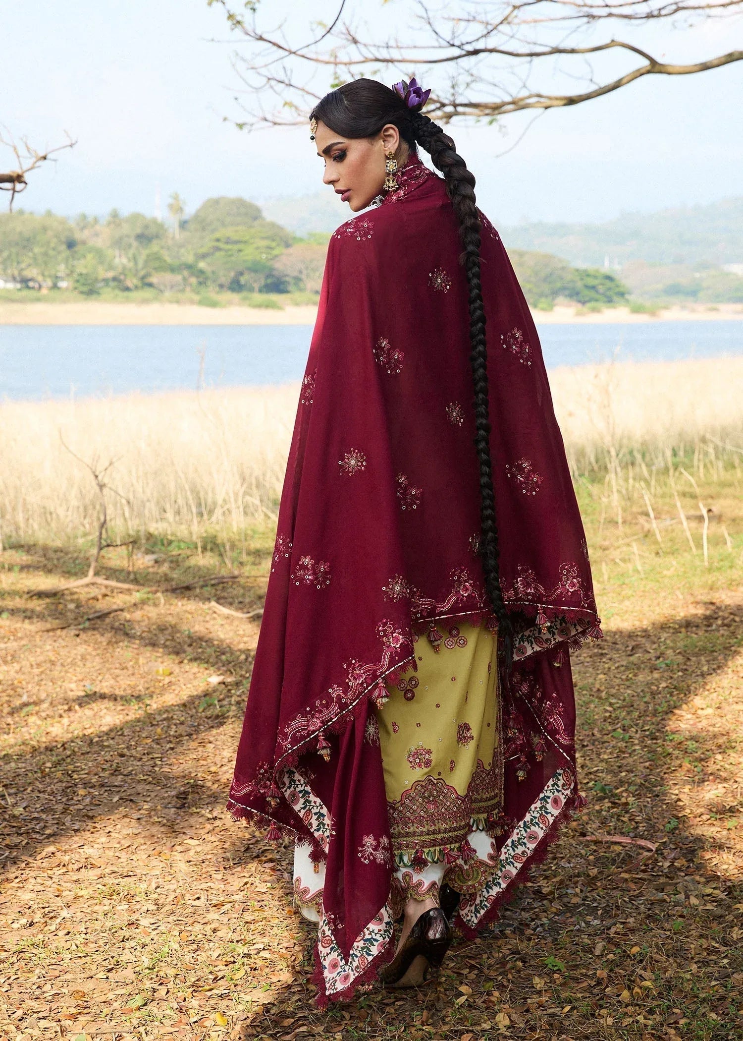 Hussain Rehar | Luxury Lawn 25 | Minted - Aqsa Fabrics