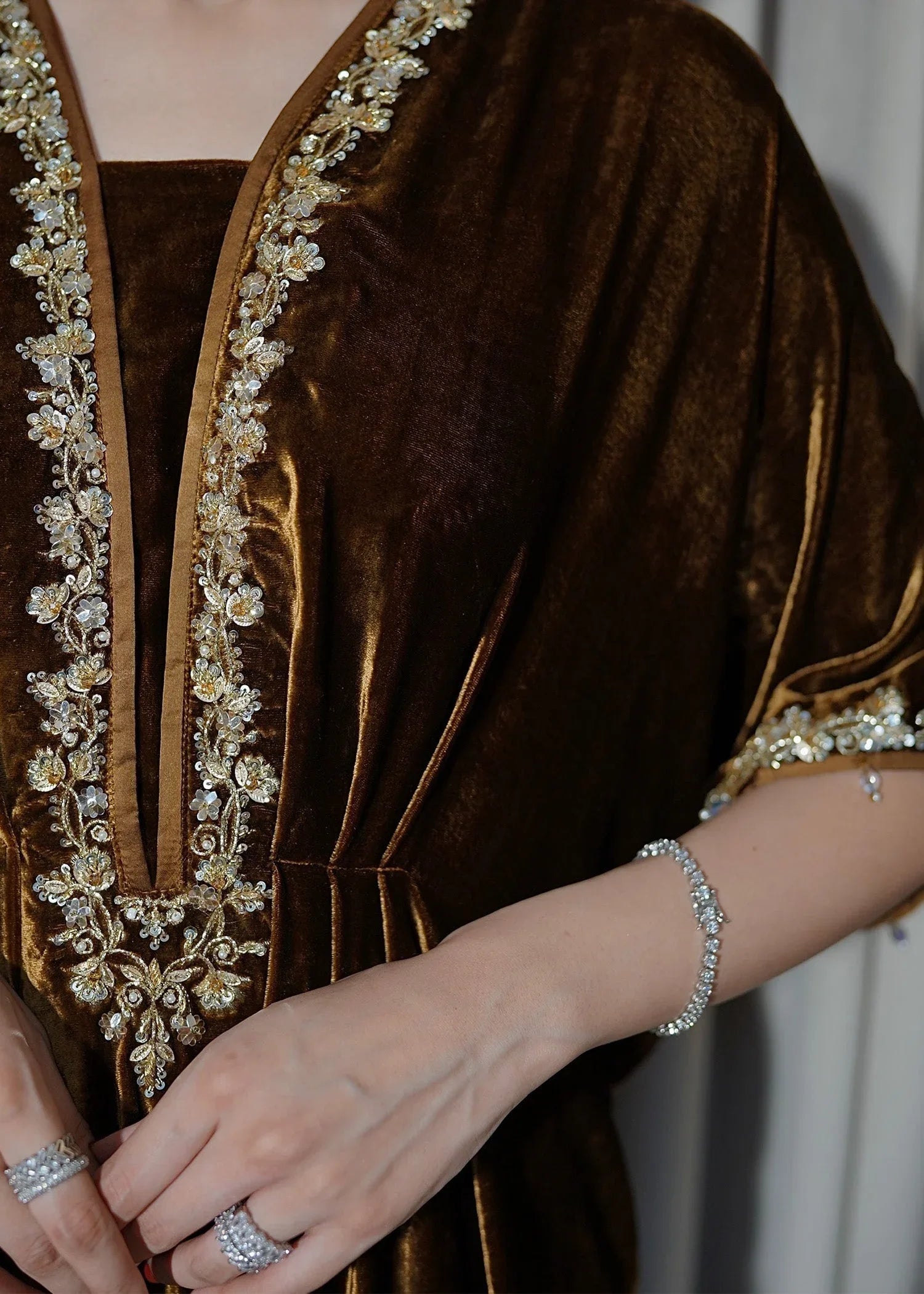 Mahum Asad | Voila Velvets | Topaz - Aqsa Fabrics