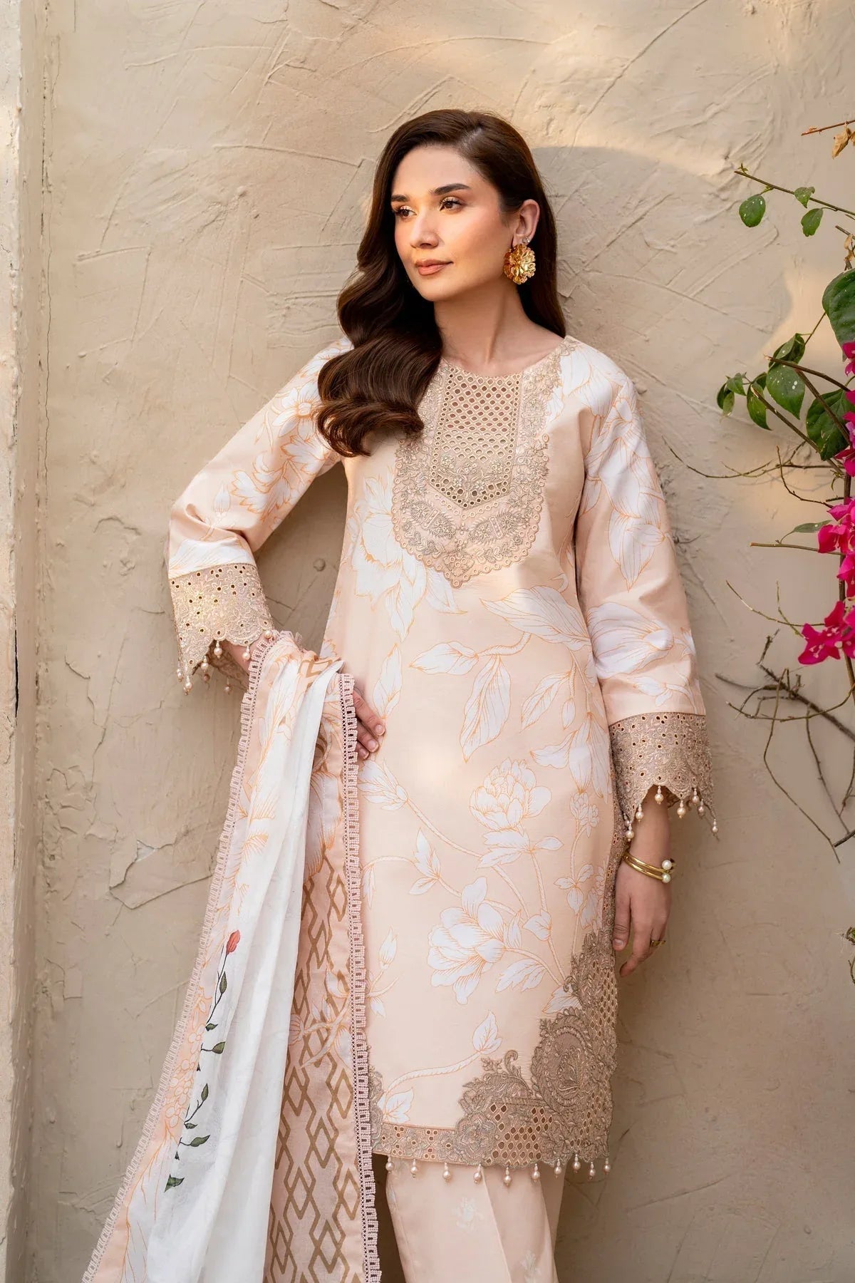 Alizeh | Levana Lawn | Kaai - Aqsa Fabrics